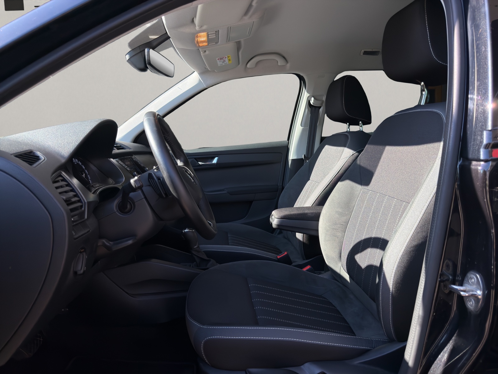 SKODA Fabia 1.0 TSI Style DSG-image-7