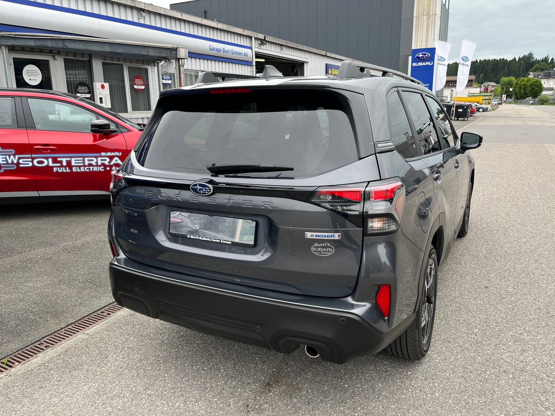 SUBARU Forester 2.0i e-Boxer Swiss Plus Lineartronic-image-11