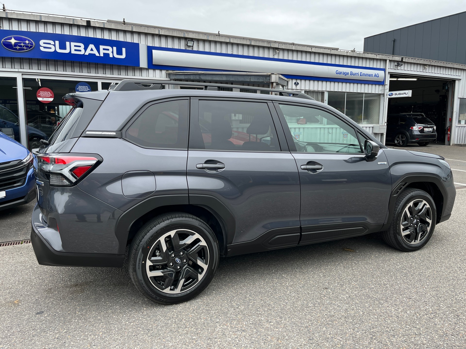 SUBARU Forester 2.0i e-Boxer Swiss Plus Lineartronic-image-6