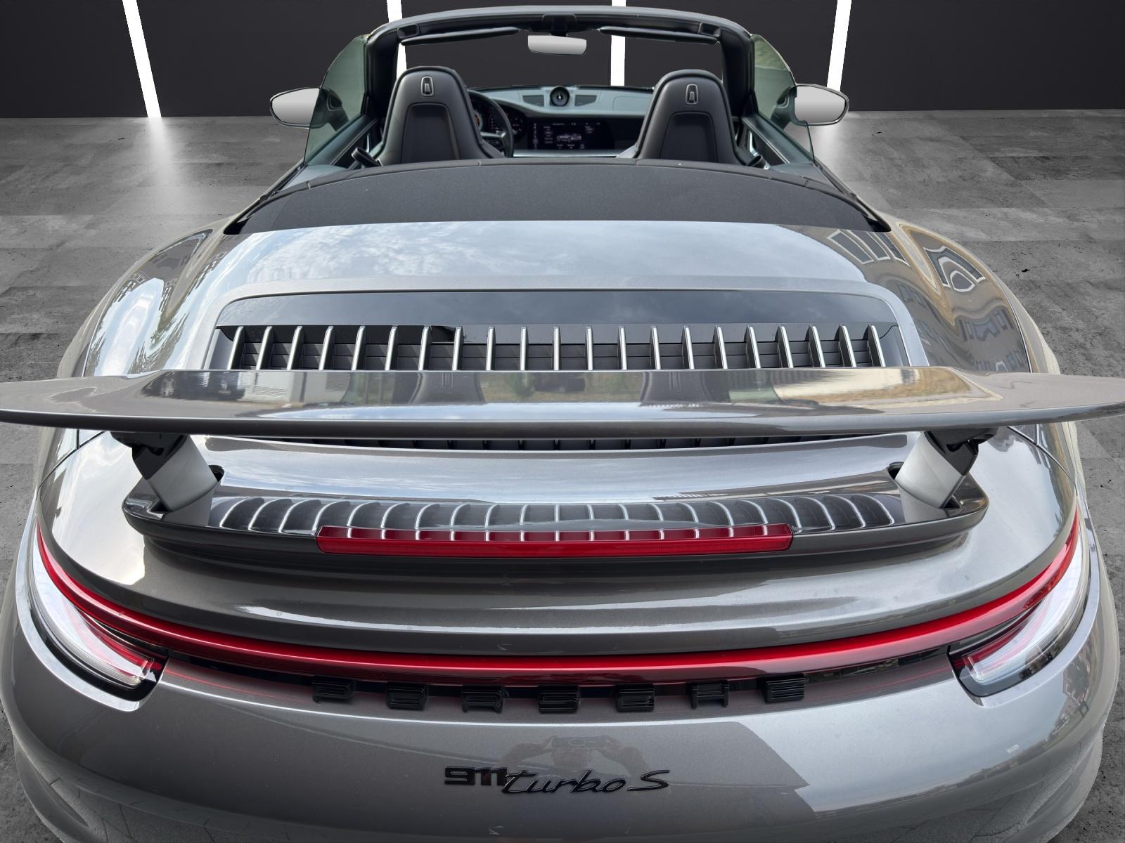 PORSCHE 911 Cabriolet 3.7 Turbo S PDK-image-15