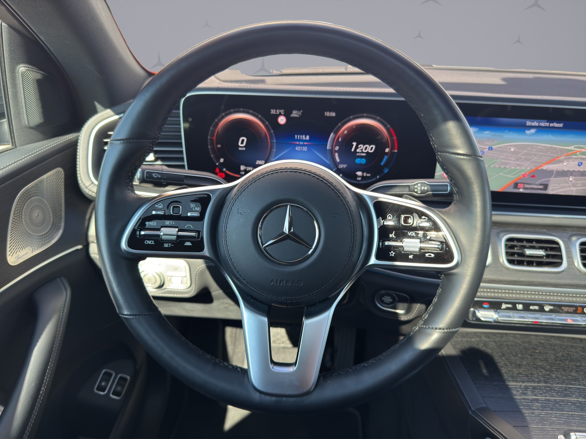 MERCEDES-BENZ GLE 350 e 4matic Coupé AMG Line-image-11