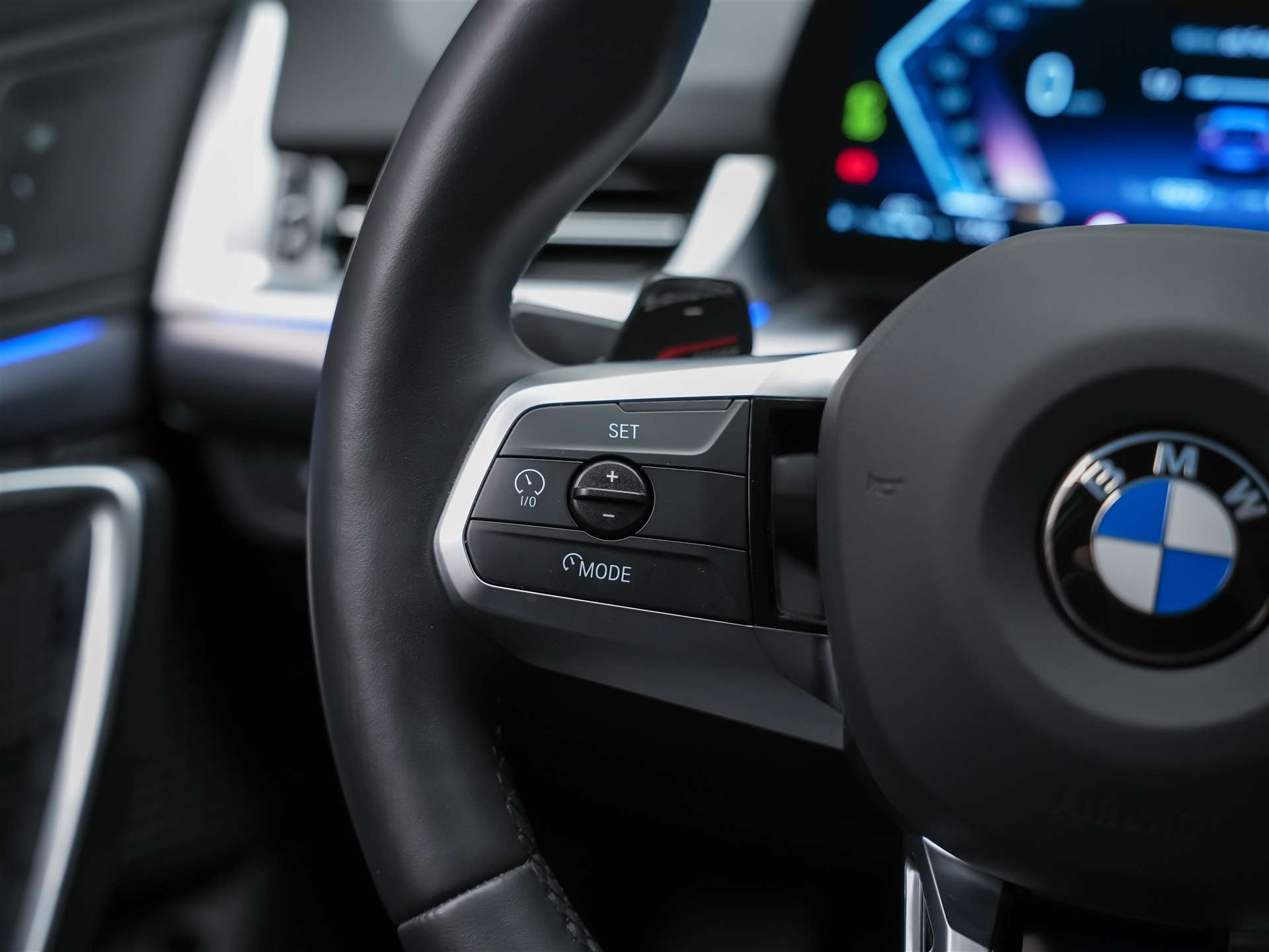 BMW X2 sDrive 20i M Sport *Werksgarantie*El. Sitze mit Memory*Lenkradheizung*-image-24