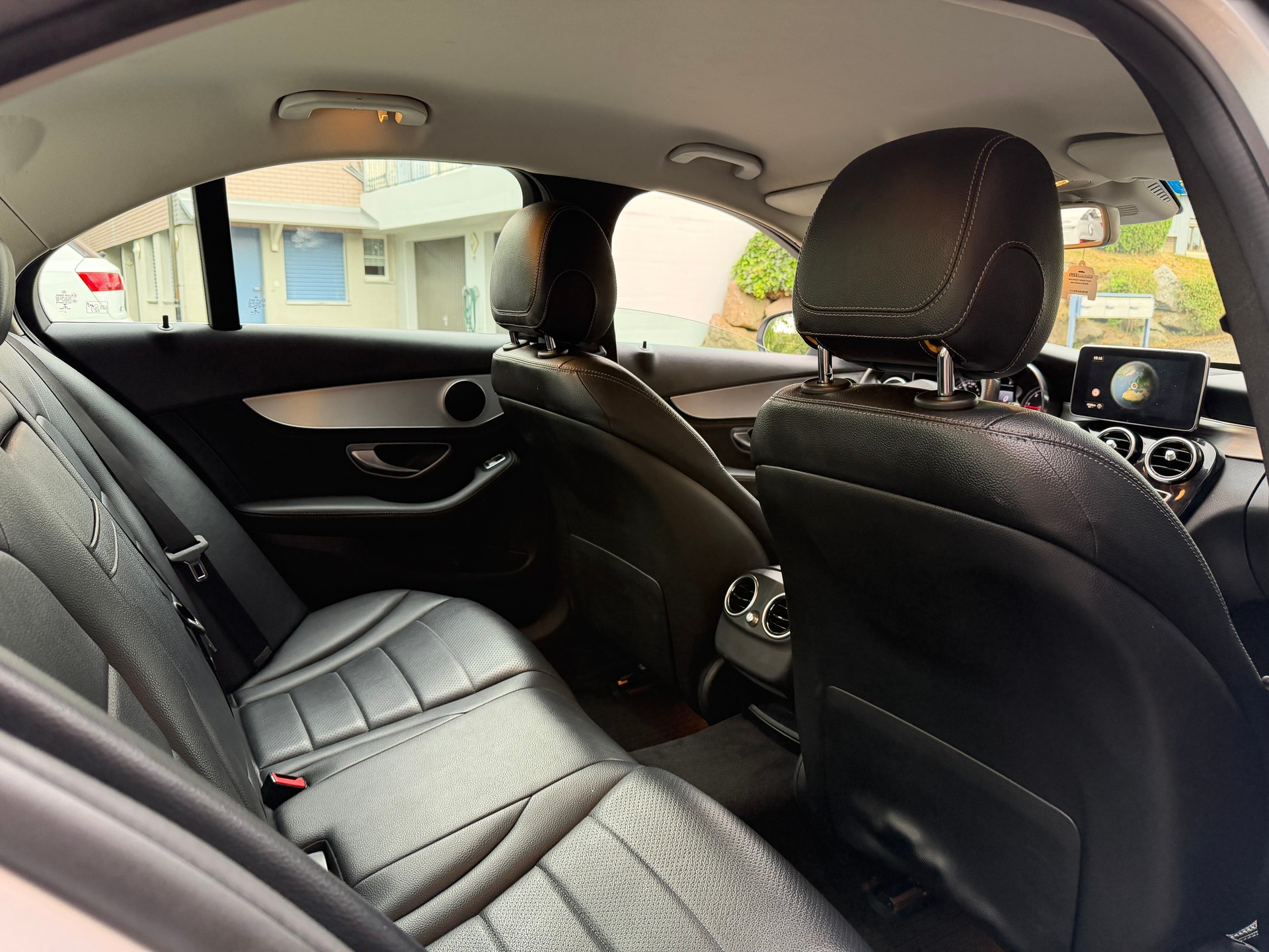 MERCEDES-BENZ C 250 BlueTEC Avantgarde 4Matic 7G-Tronic-image-10