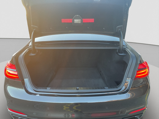 BMW 750Ld xDrive-image-13