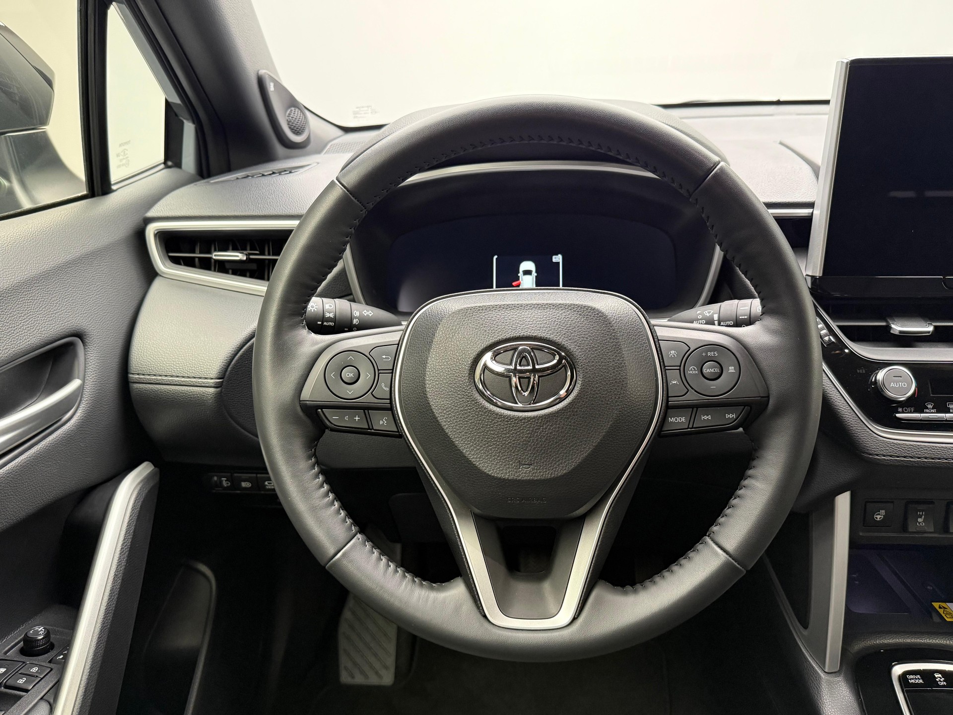 TOYOTA Corolla Cross 2.0 HSD Premium AWD-i-image-7