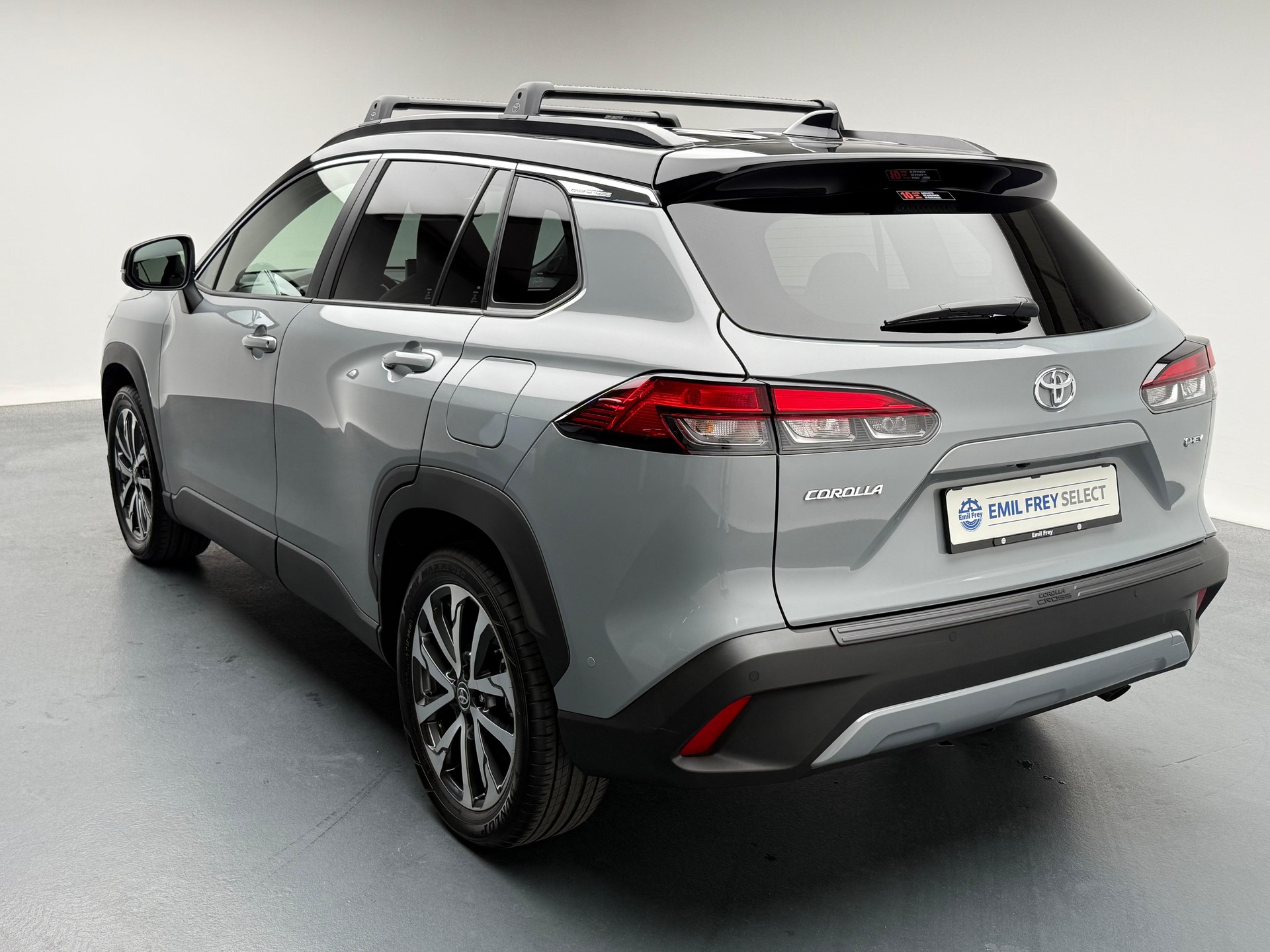 TOYOTA Corolla Cross 2.0 HSD Premium AWD-i-image-10
