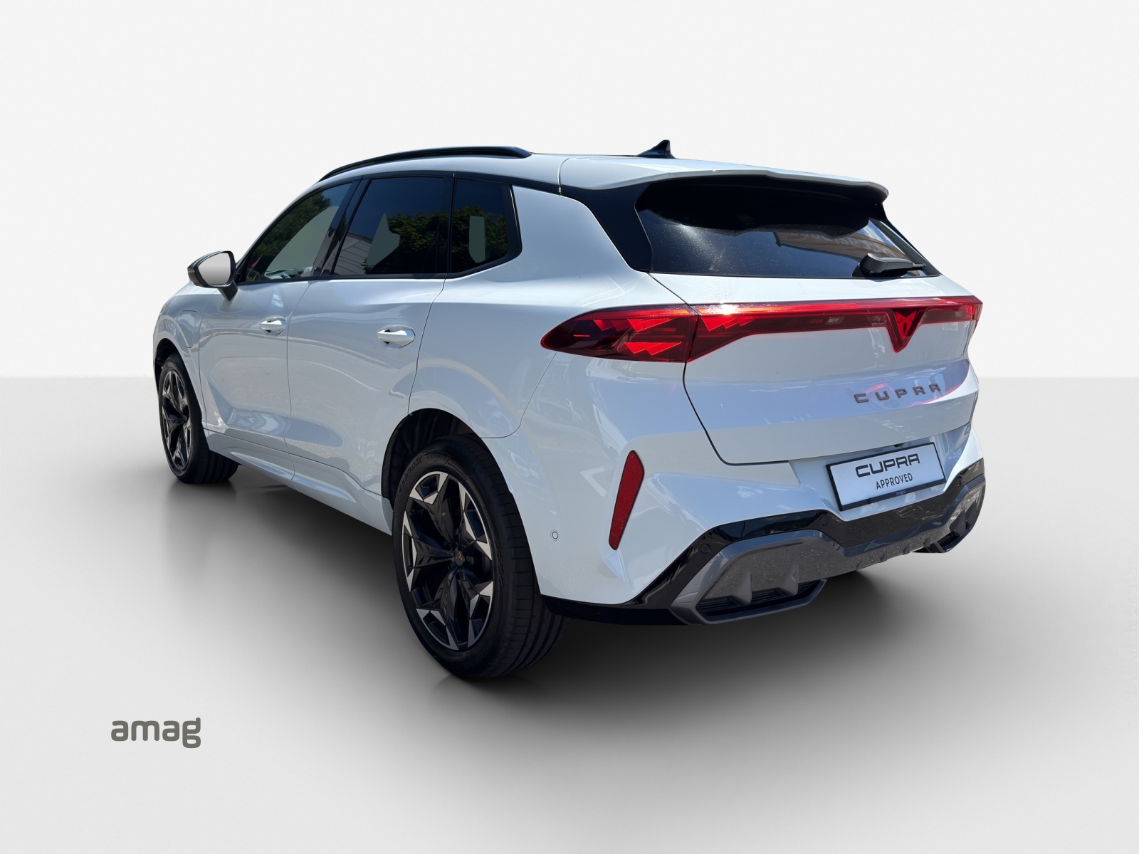 CUPRA Terramar 1.5 eHybrid DSG VZ-image-2