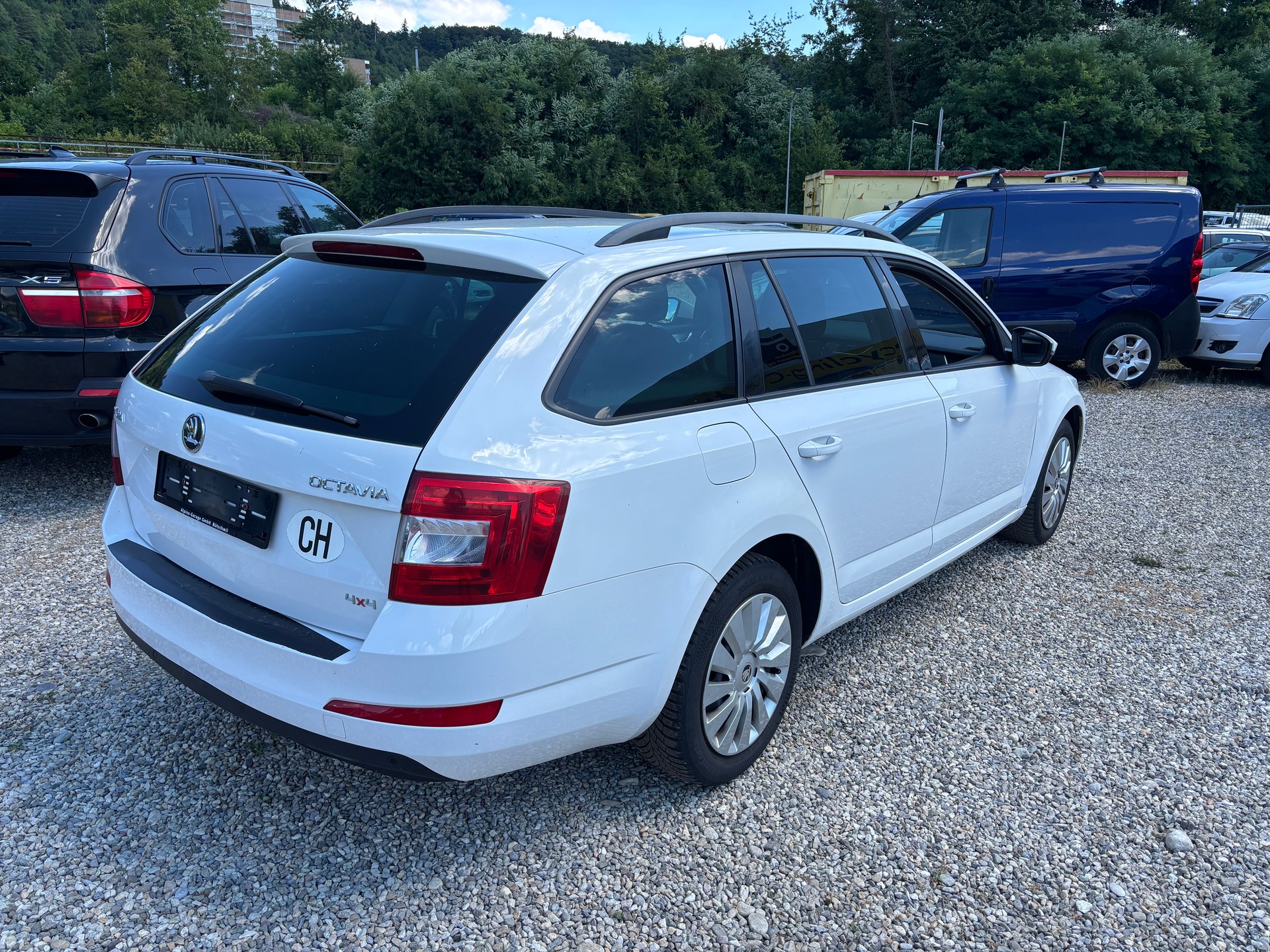 SKODA Octavia Combi 1.8 TSI Ambition 4x4 DSG-image-3