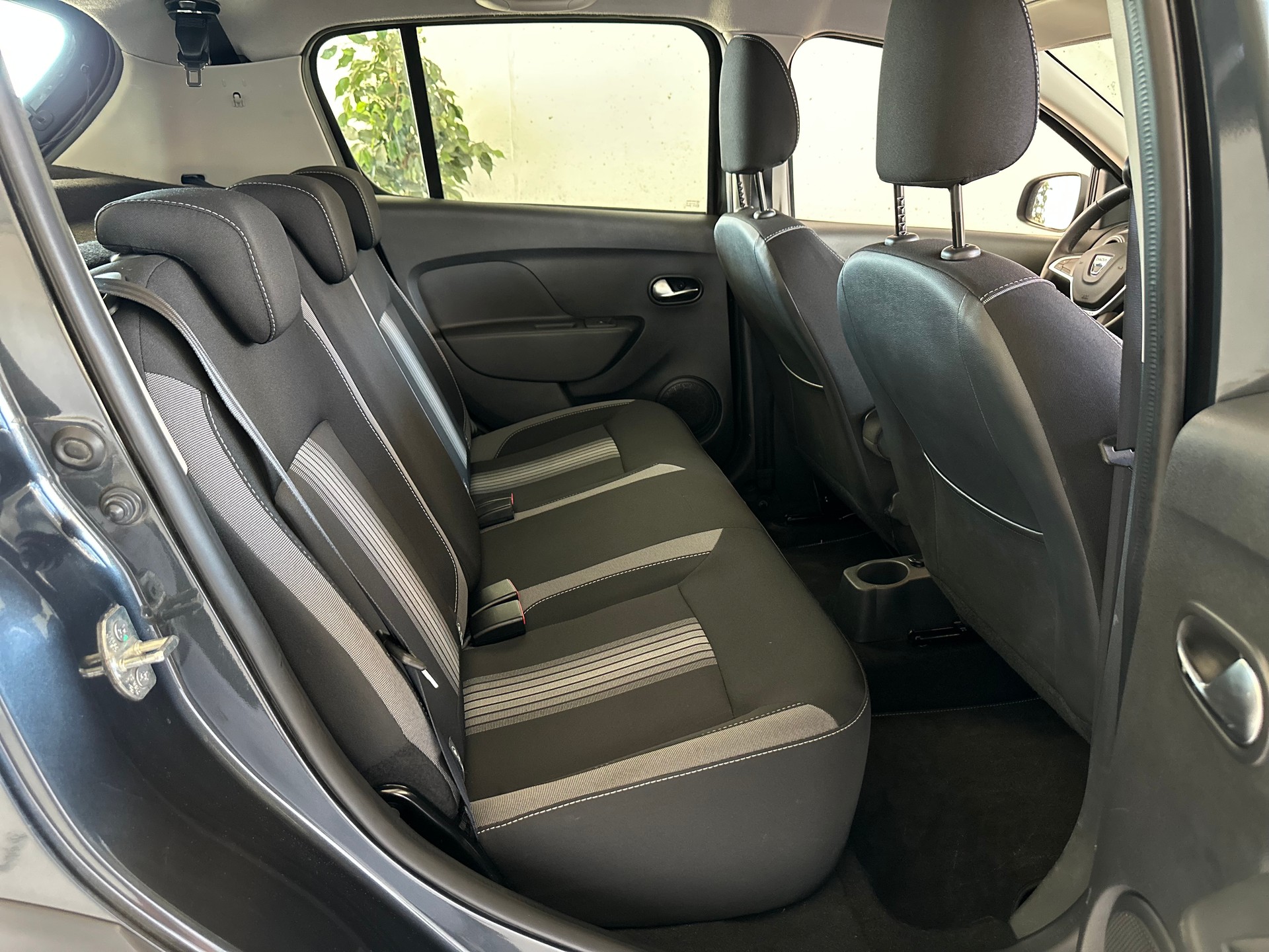 DACIA Sandero Tce 90 Stepway Automatic-image-18