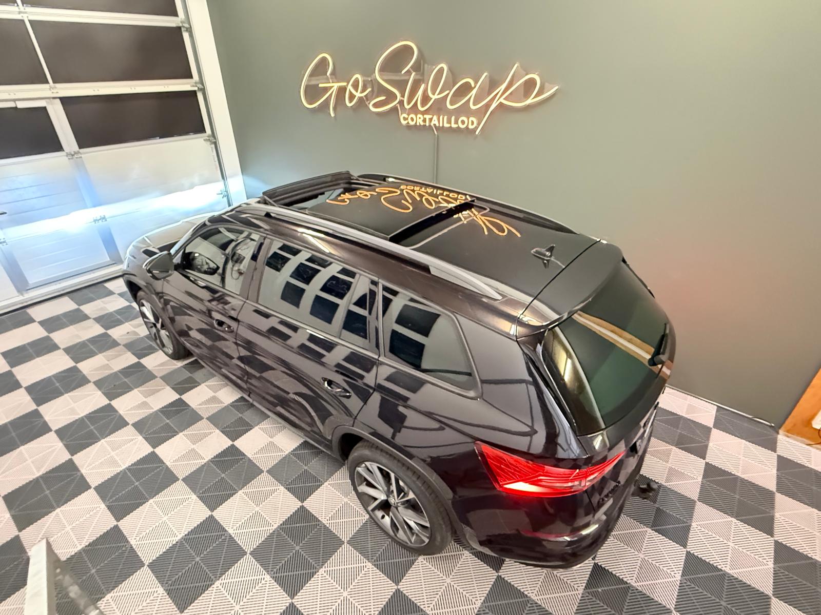 SKODA Kodiaq 2.0 TSI 4x4 Sport Line-image-2