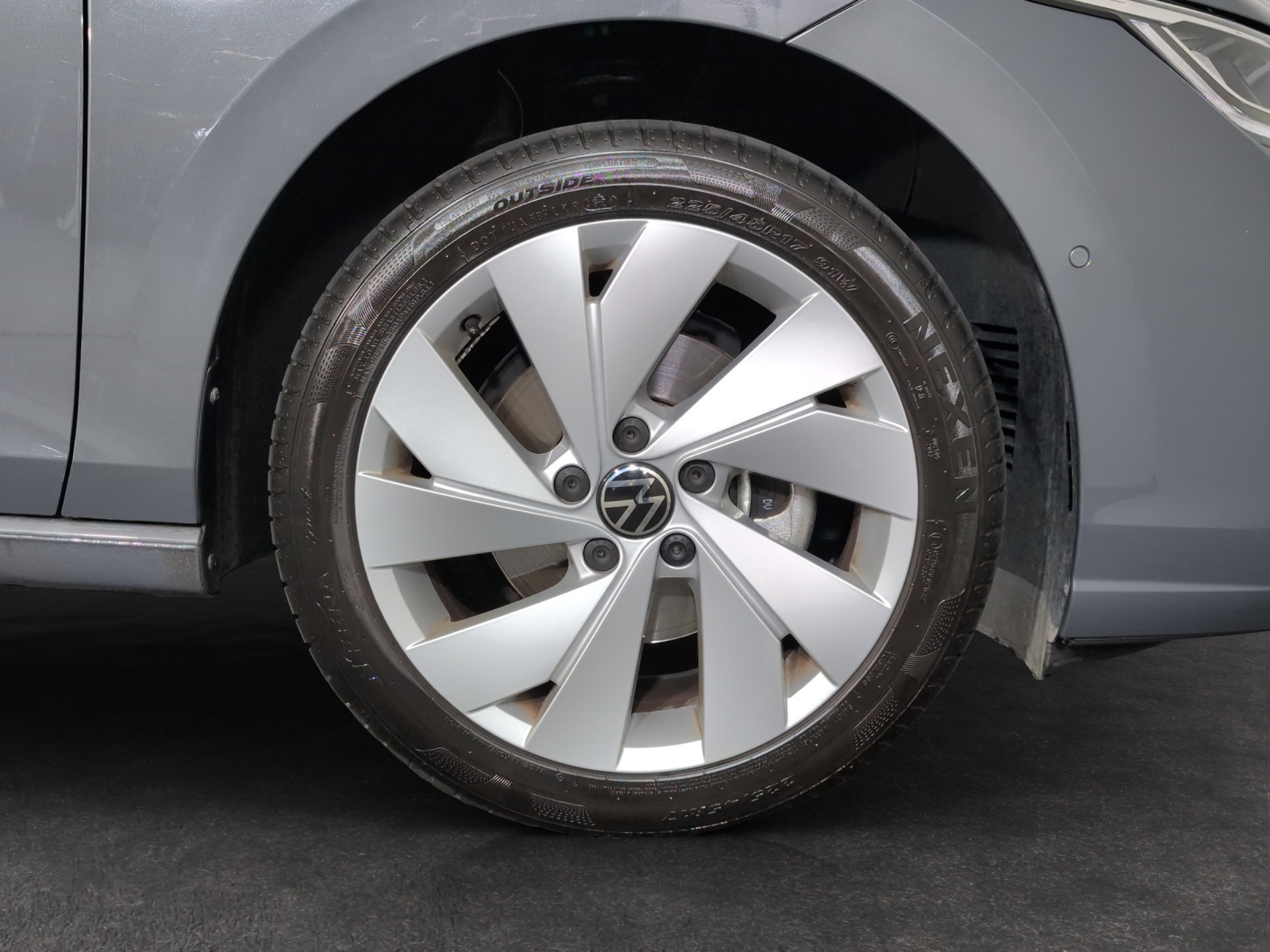 VW Golf 1.5 e TSI mHEV Life DSG-image-4
