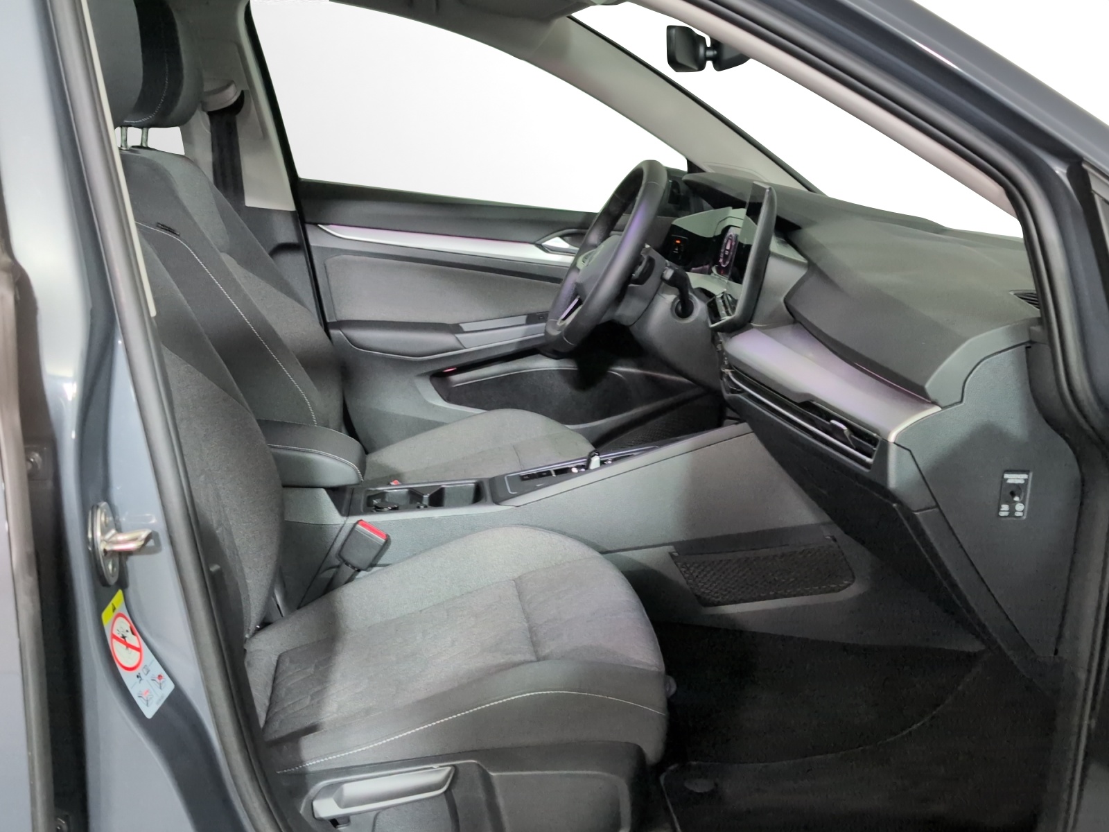 VW Golf 1.5 e TSI mHEV Life DSG-image-6