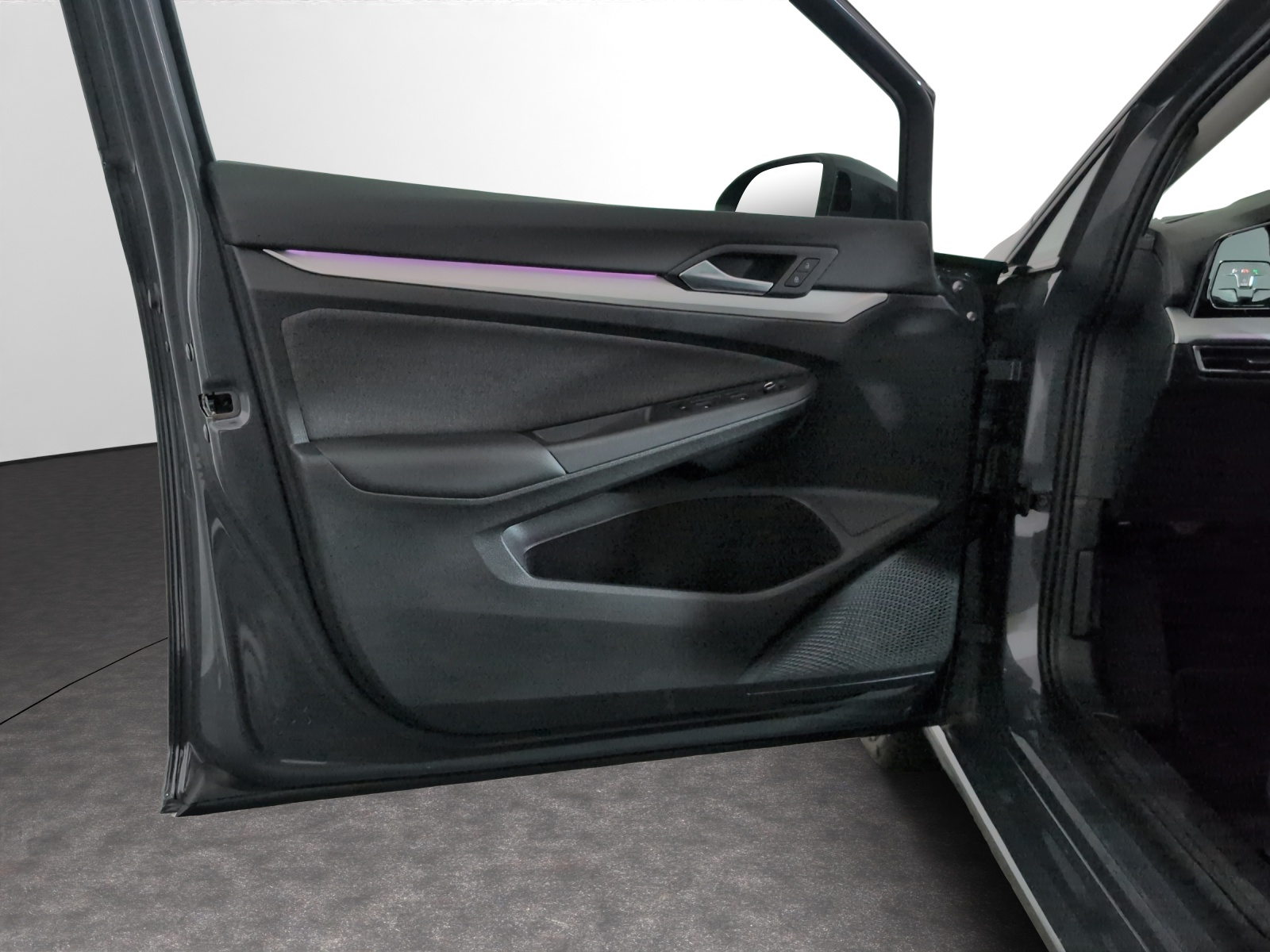 VW Golf 1.5 e TSI mHEV Life DSG-image-13