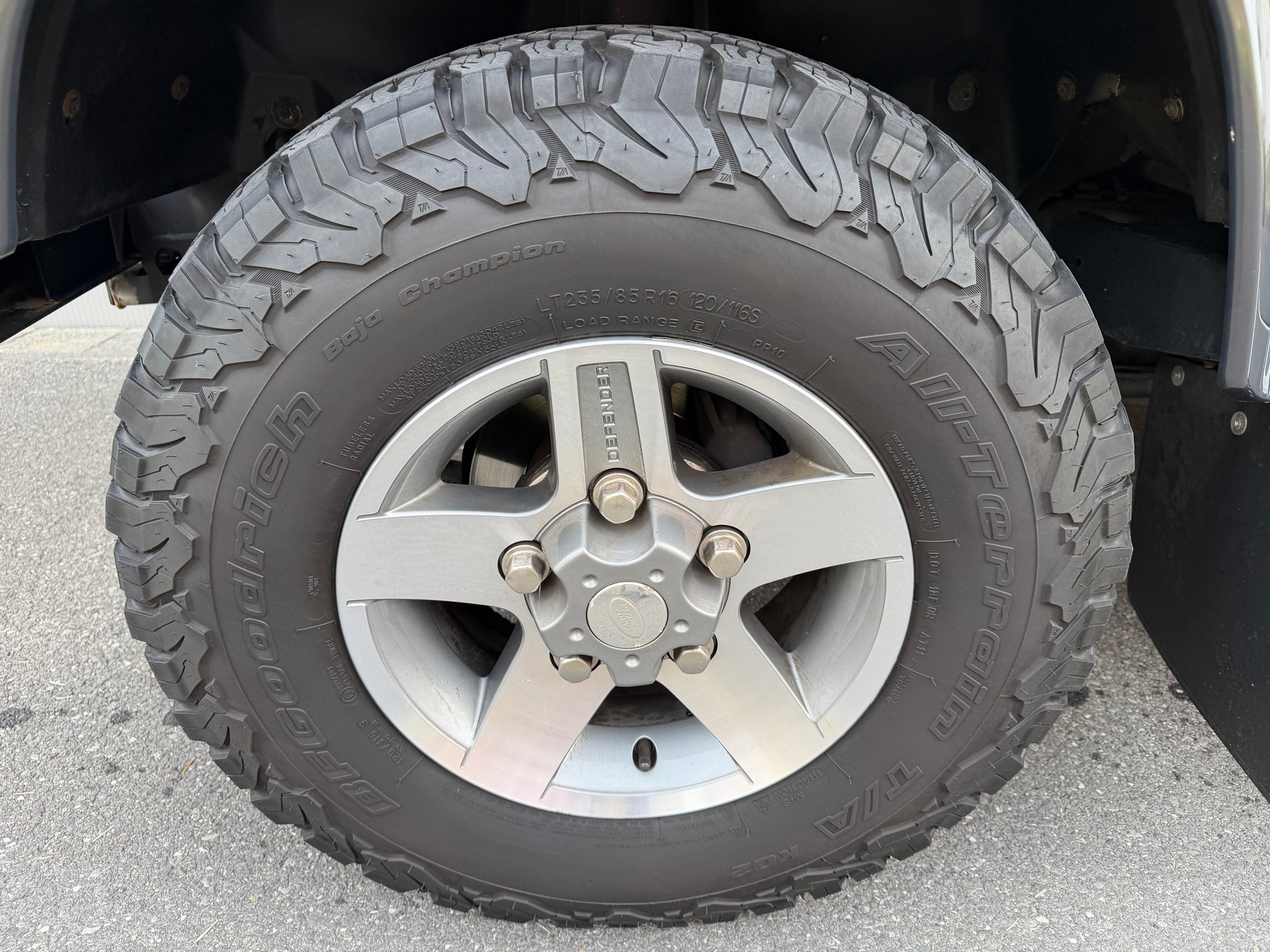 LAND ROVER Defender 110 2.2 TD4 *Havana*-image-17