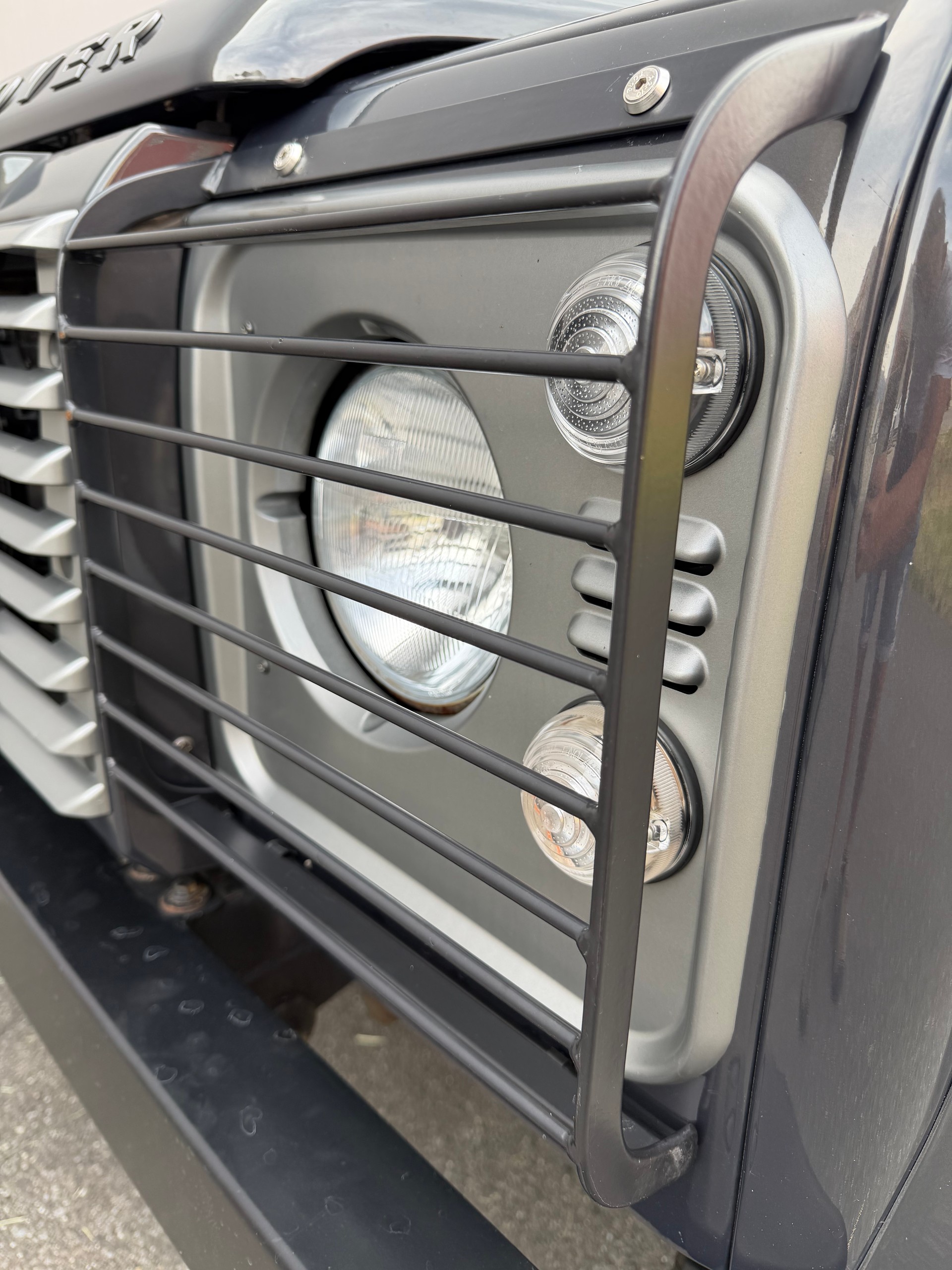 LAND ROVER Defender 110 2.2 TD4 *Havana*-image-22