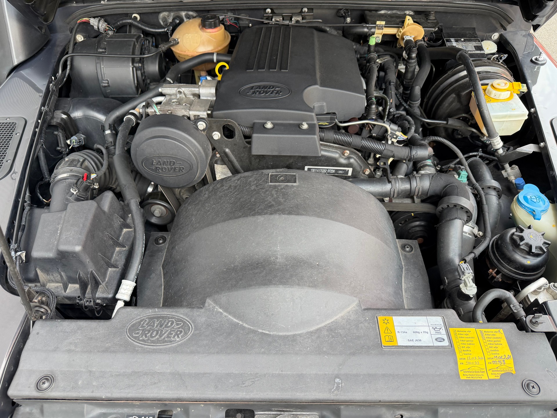 LAND ROVER Defender 110 2.2 TD4 *Havana*-image-11