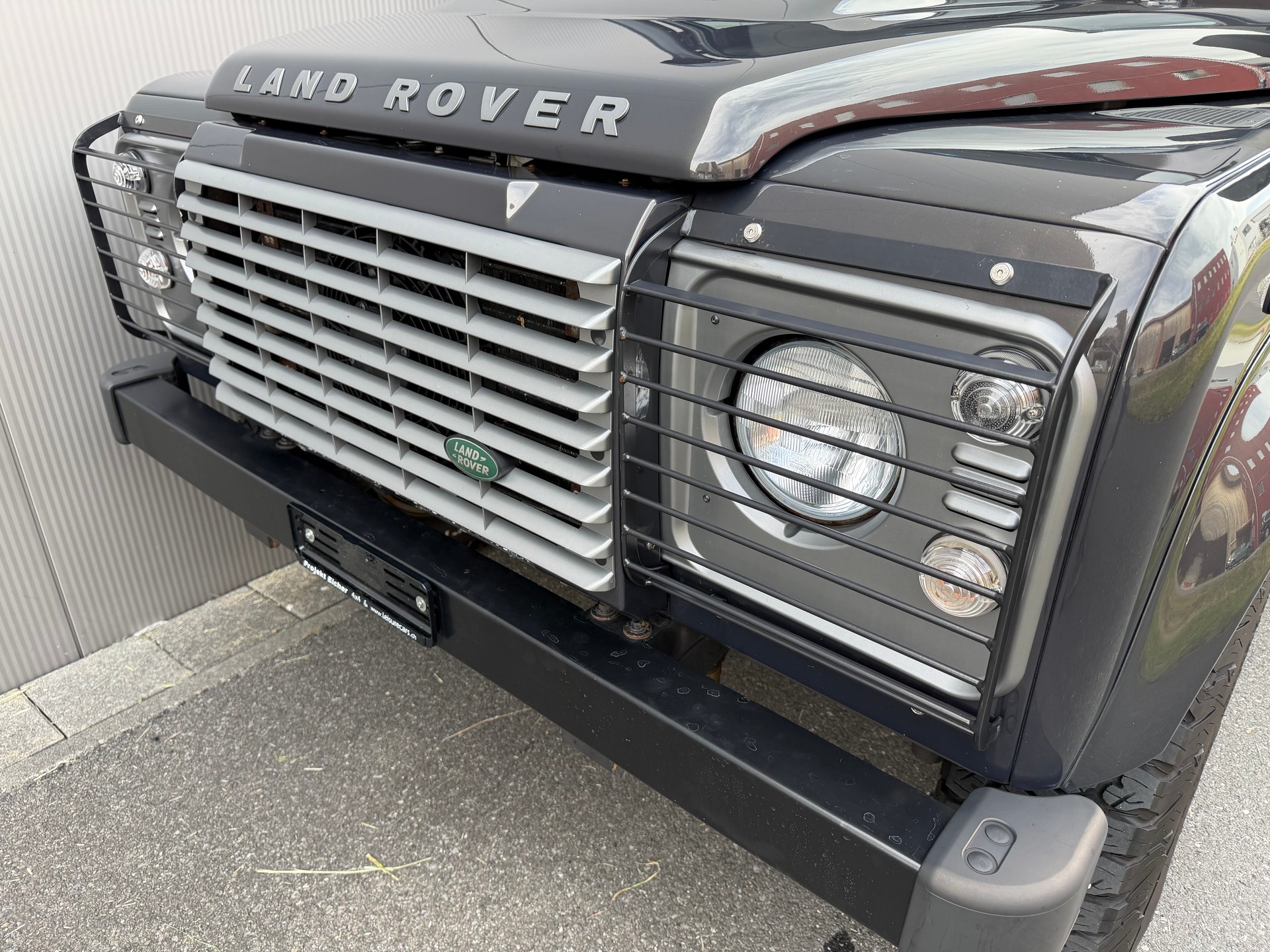 LAND ROVER Defender 110 2.2 TD4 *Havana*-image-18