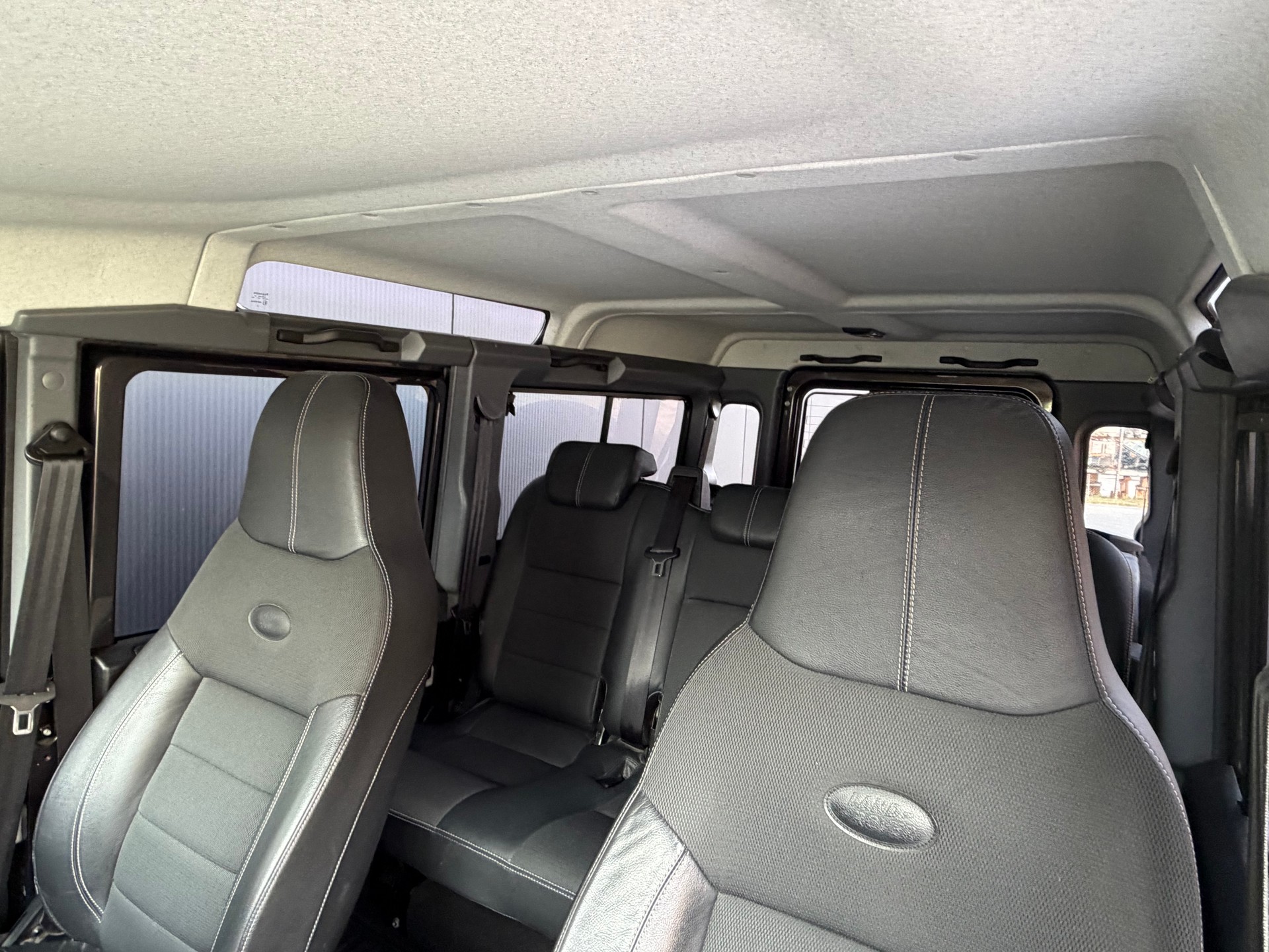 LAND ROVER Defender 110 2.2 TD4 *Havana*-image-7