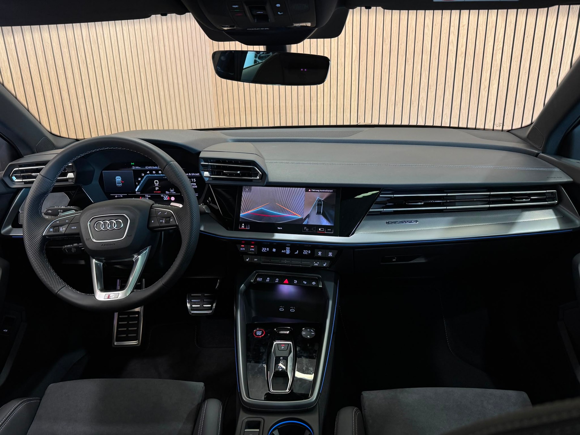 AUDI S3 Limousine TFSI quattro S-tronic-image-13