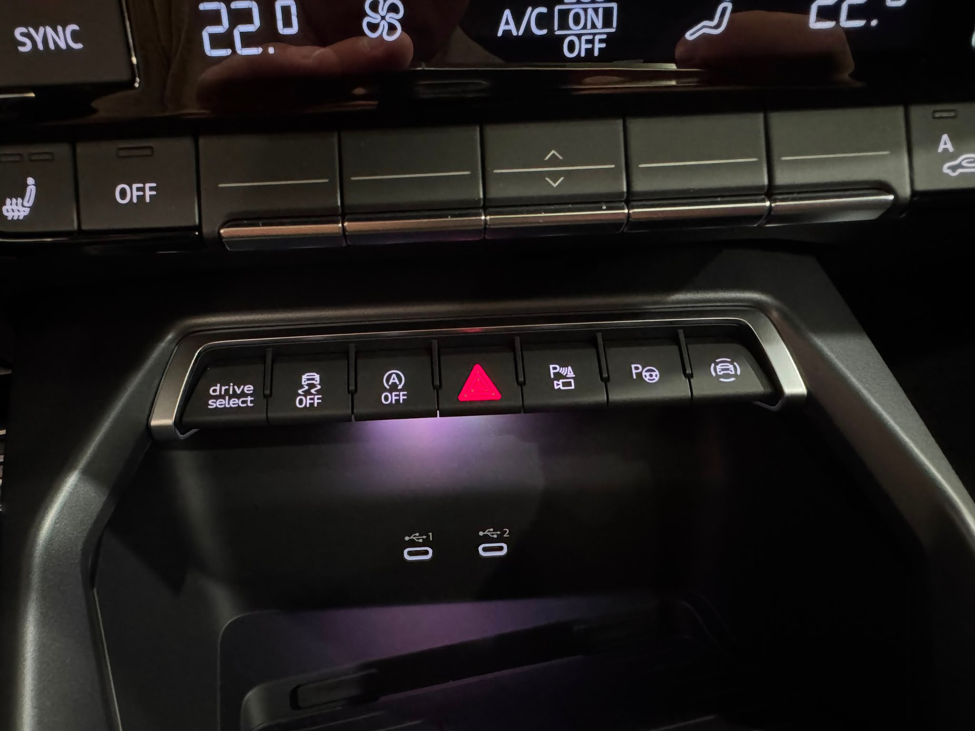 AUDI S3 Limousine TFSI quattro S-tronic-image-25