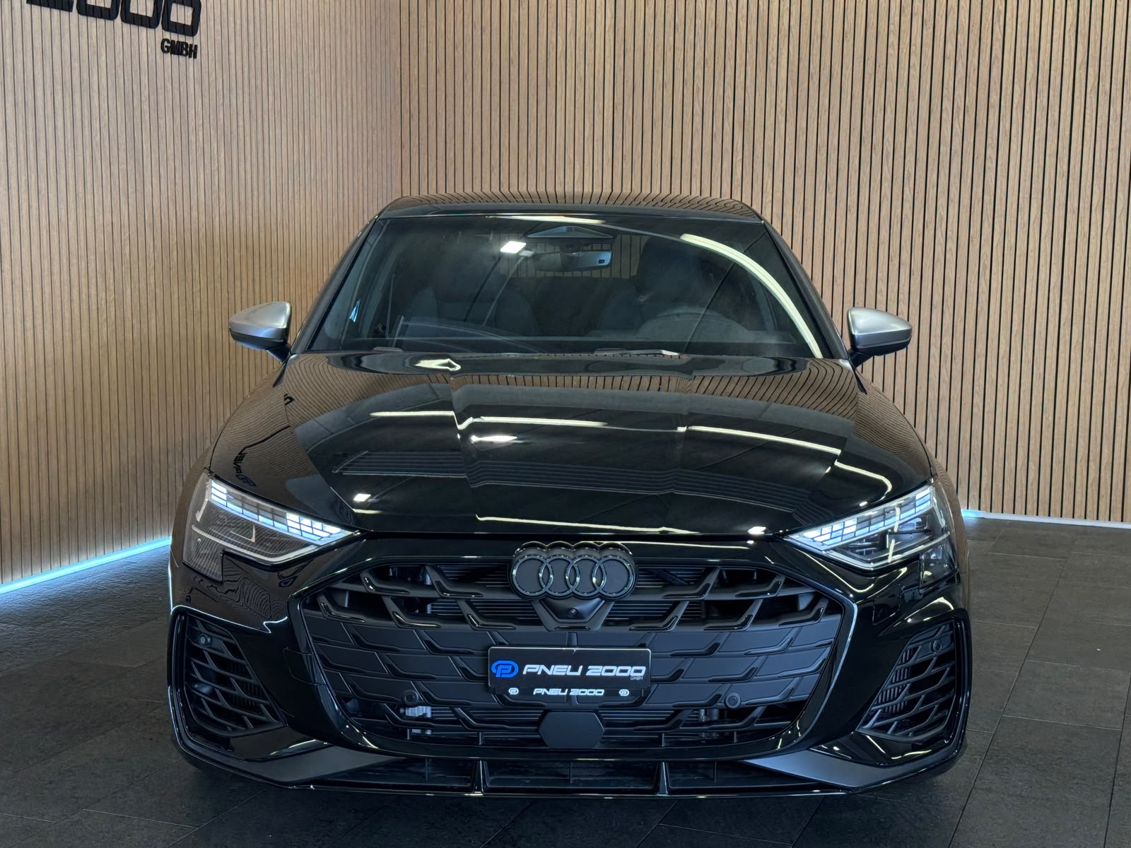 AUDI S3 Limousine TFSI quattro S-tronic-image-2