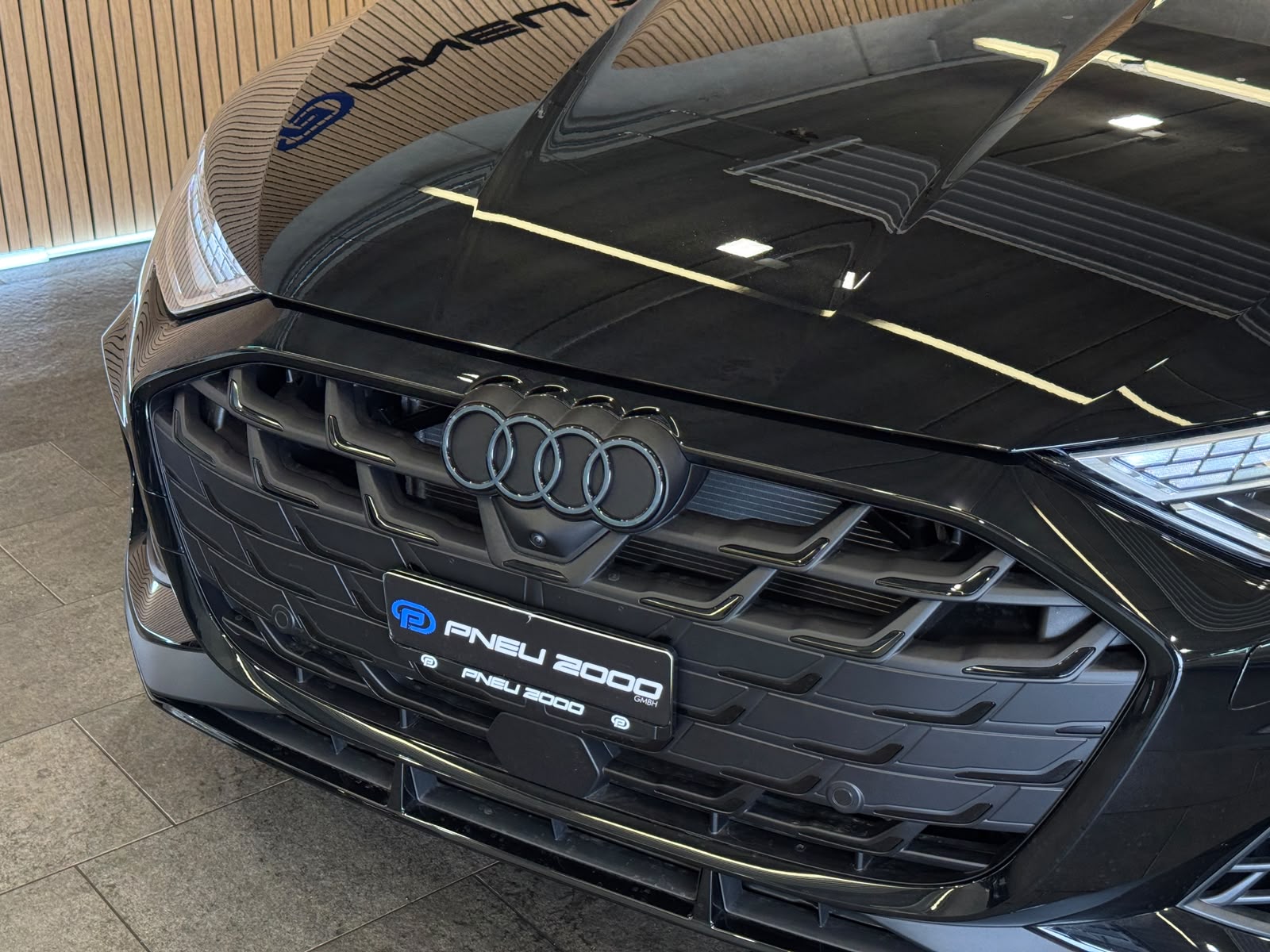 AUDI S3 Limousine TFSI quattro S-tronic-image-4