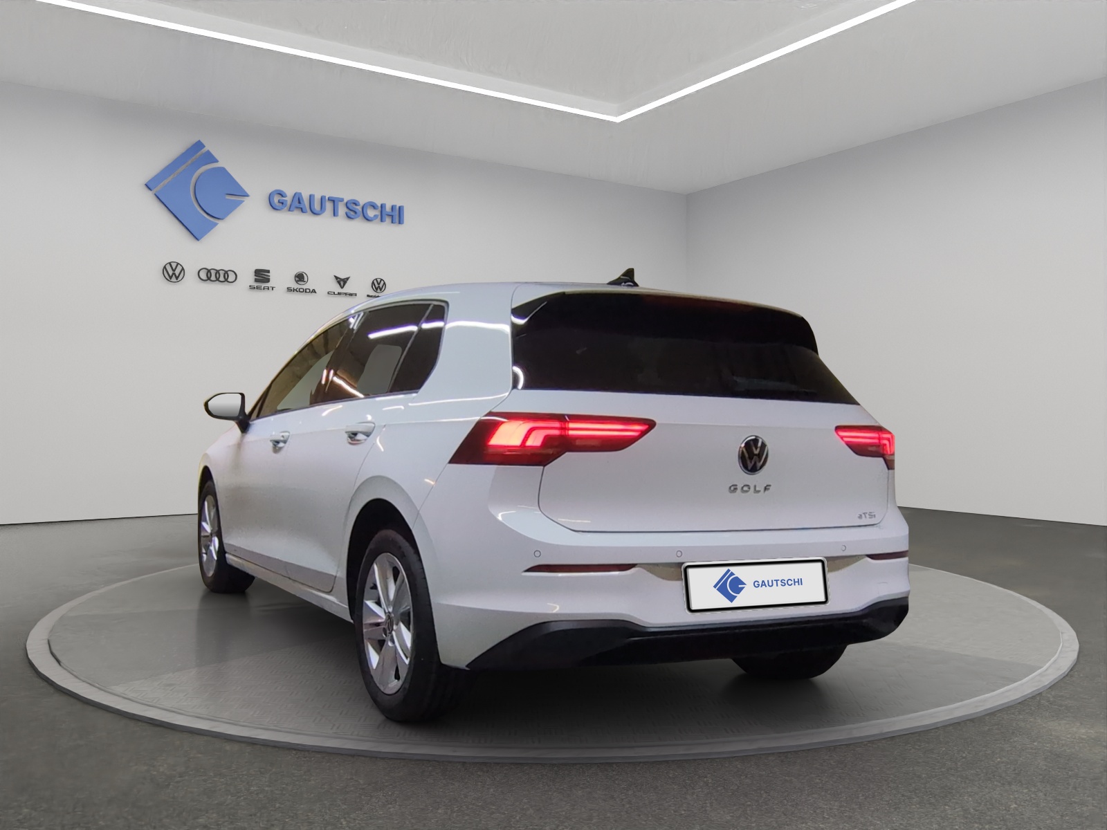 VW Golf 1.5 e TSI mHEV Value DSG-image-2