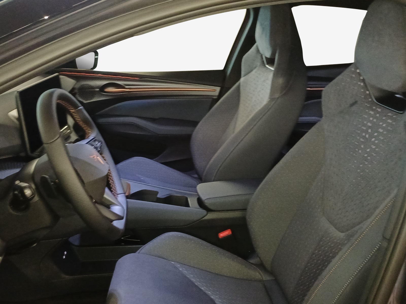 CUPRA Raval 52 kWh Dynamic+ Launch Edition-image-7