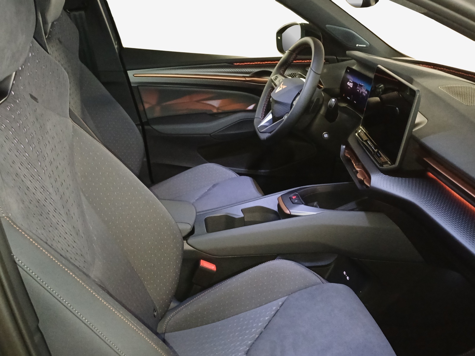 CUPRA Raval 52 kWh Dynamic+ Launch Edition-image-14