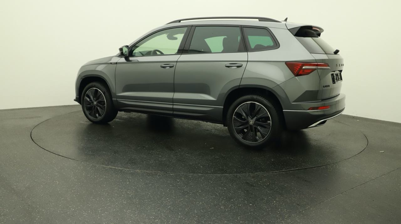 SKODA Karoq 2.0 TSI SportLine 4x4 DSG-image-2
