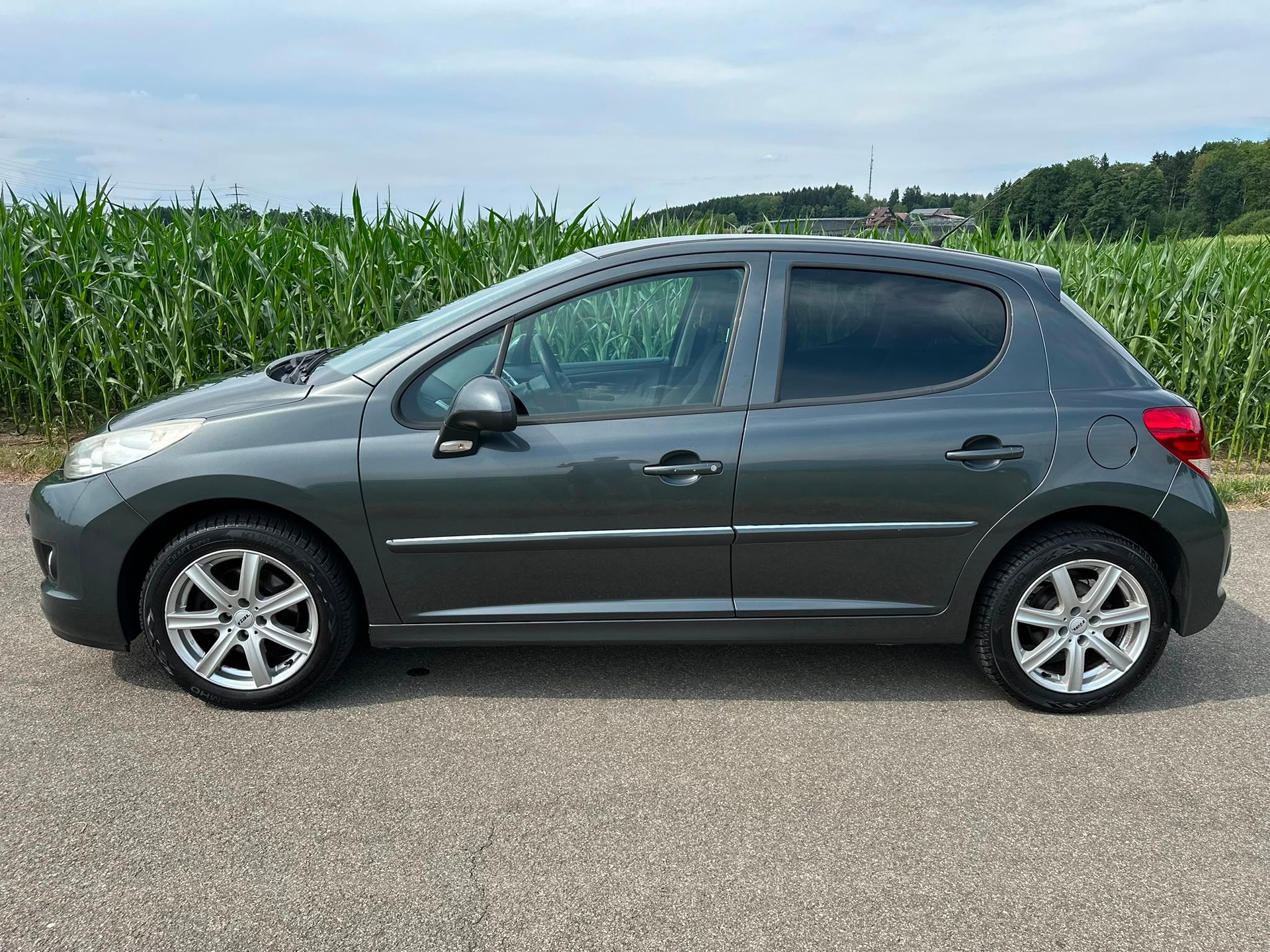 PEUGEOT 207 1.6 16V Lion Edition-image-8
