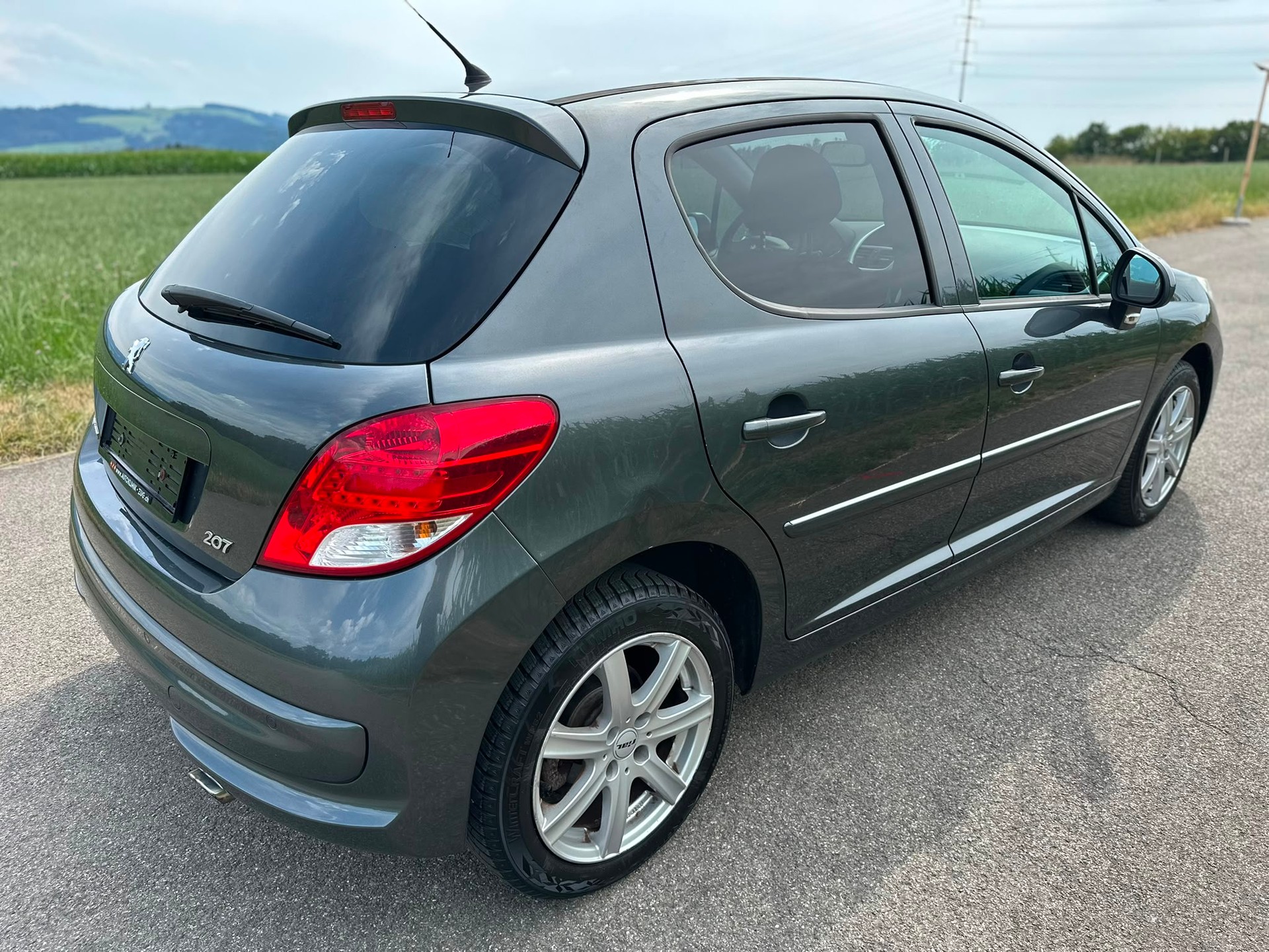 PEUGEOT 207 1.6 16V Lion Edition-image-5