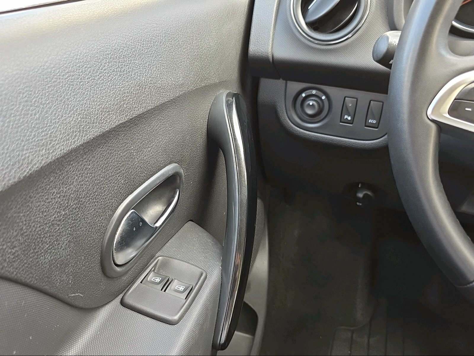 DACIA Sandero 0.9 TCe Stepw. Unlim.2 E6c S/S-image-13