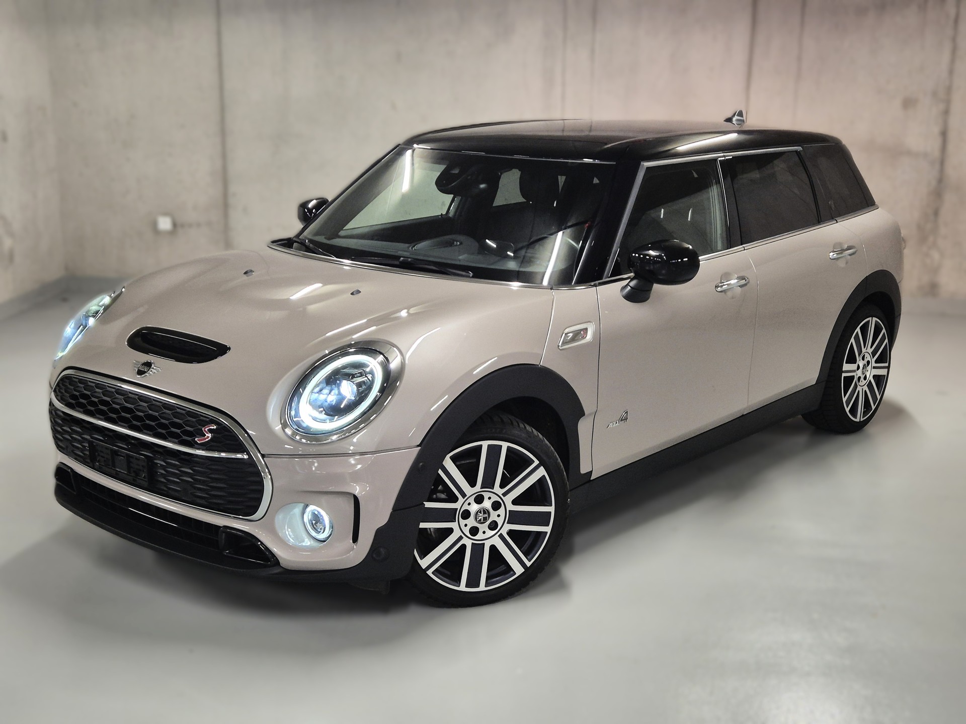 MINI Clubman Cooper S Trafalgar ALL4 Steptronic-showroom-element-2