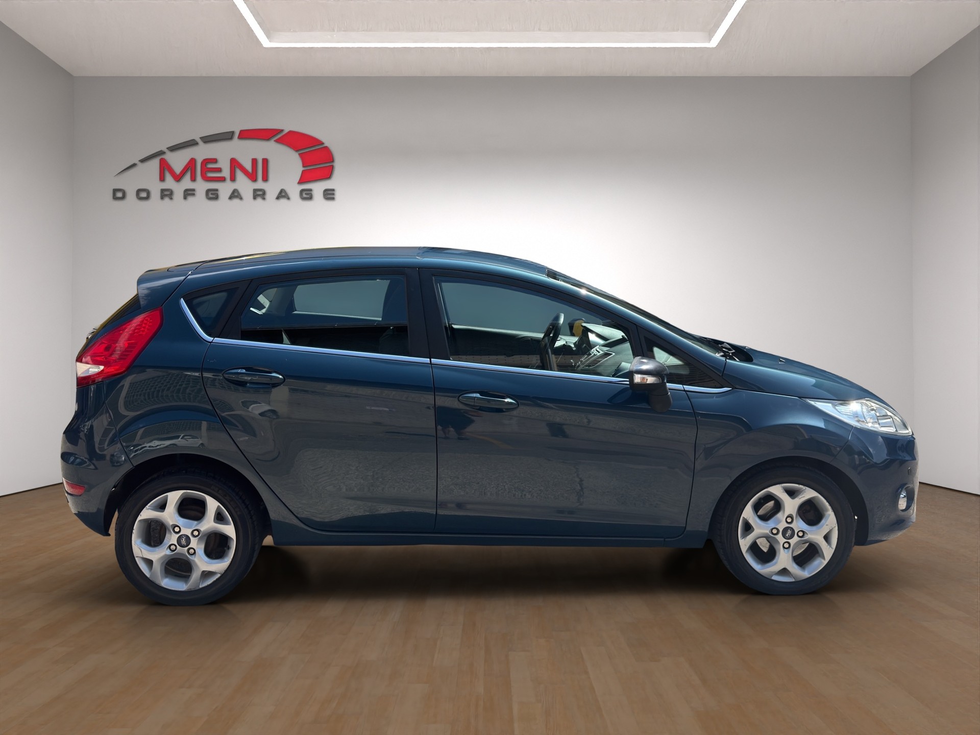 FORD Fiesta 1.4 16V Trend Automatic-image-7