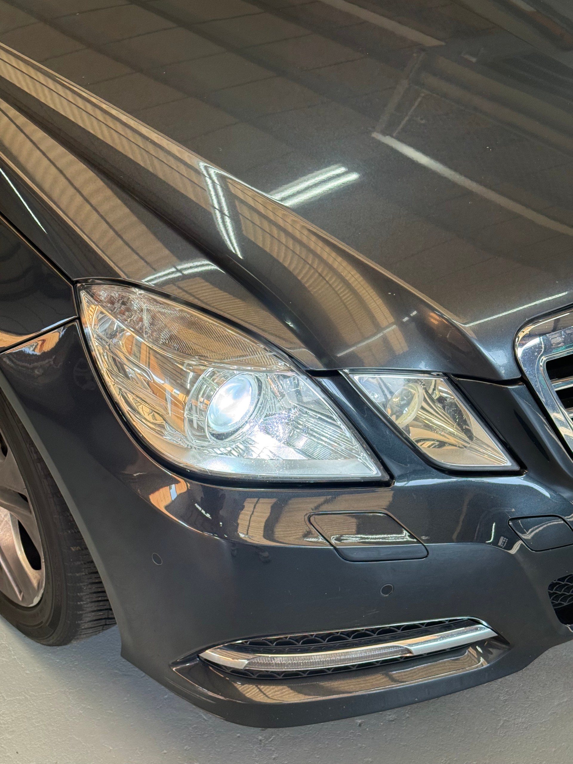 MERCEDES-BENZ E 250 CDI BlueEfficiency Avantgarde Automatic-image-12