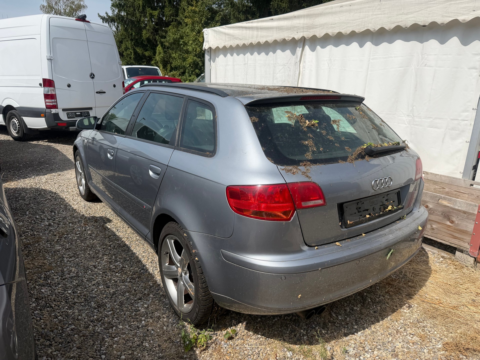 AUDI A3 Sportback 2.0 TDI SLine-image-2