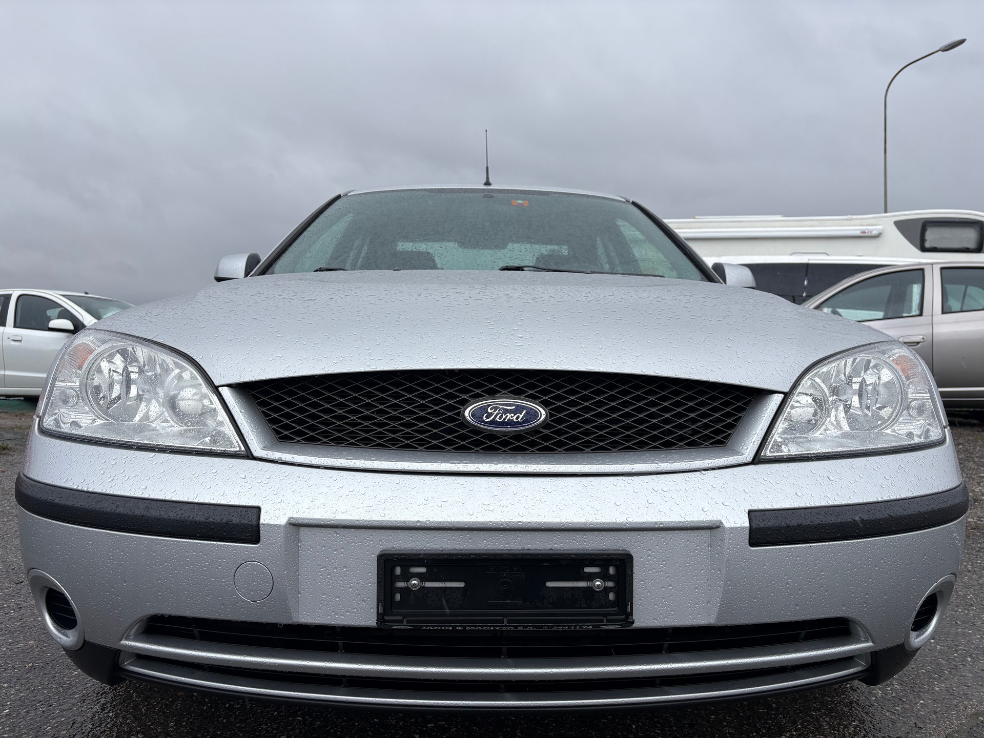 FORD Mondeo 2.0i-image-0