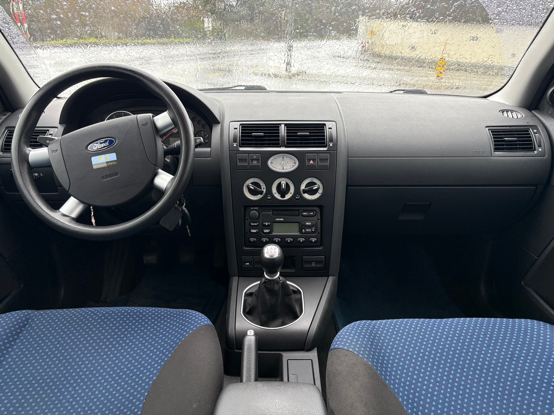 FORD Mondeo 2.0i-image-6