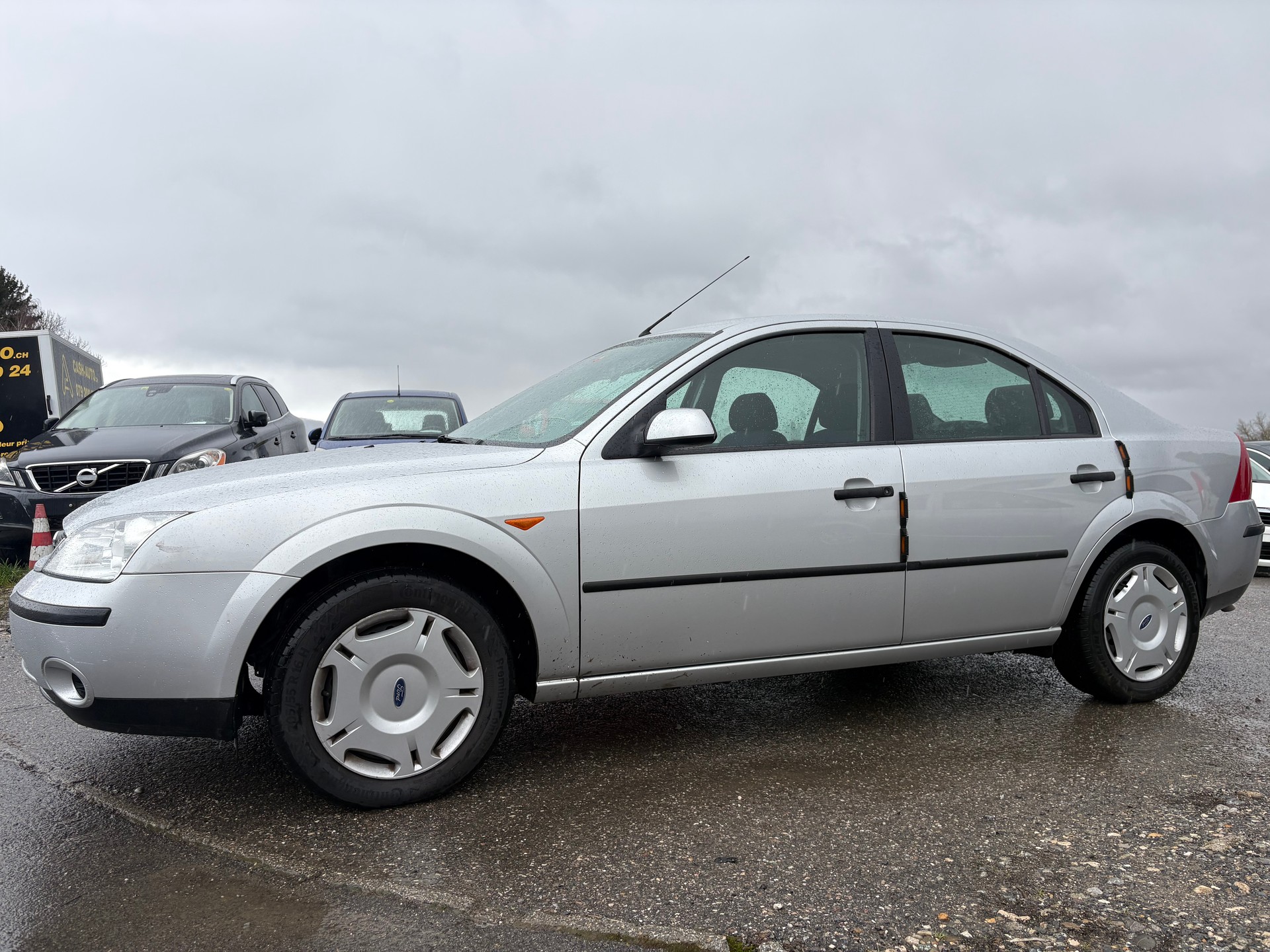 FORD Mondeo 2.0i-image-1