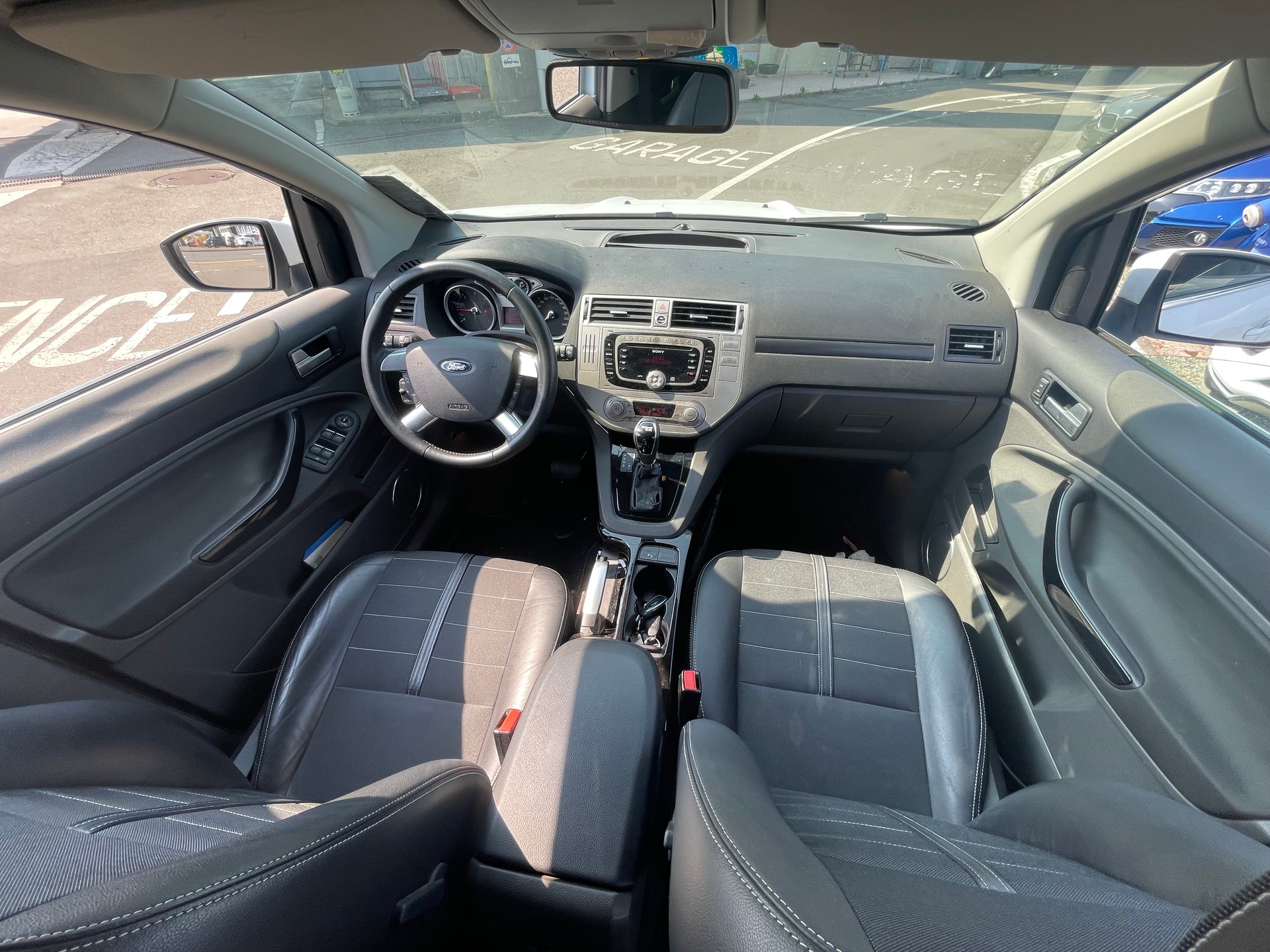 FORD Kuga 2.0 TDCi Carving 4WD PowerShift-image-6
