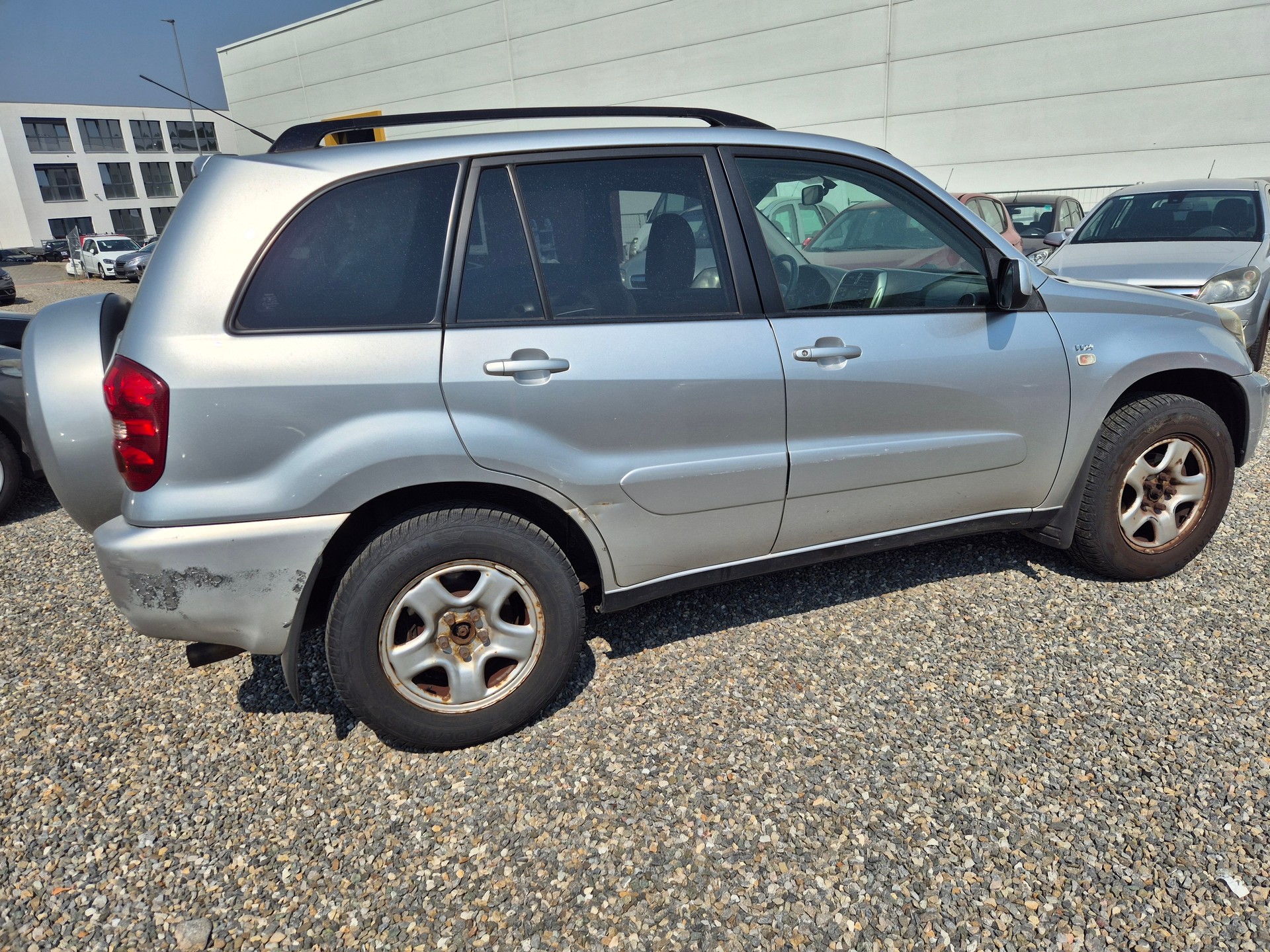 TOYOTA RAV-4 2.0 16V Linea Terra-image-4