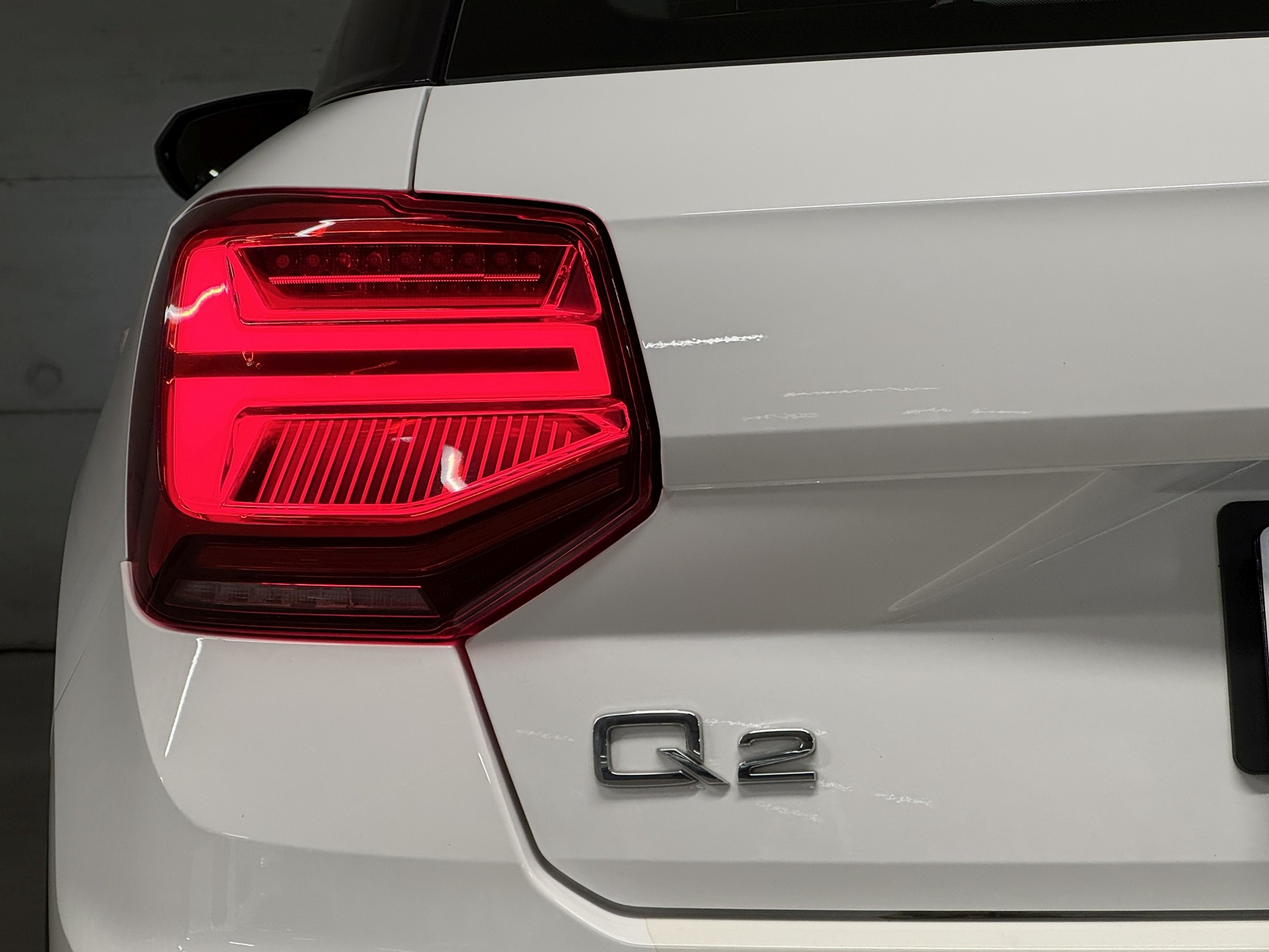 AUDI Q2 35 TFSI advanced S-tronic-image-4
