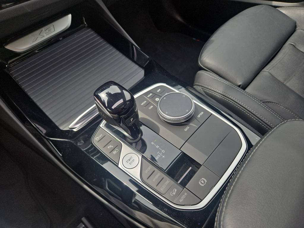 BMW X3 xDrive 30e M Sport-image-11
