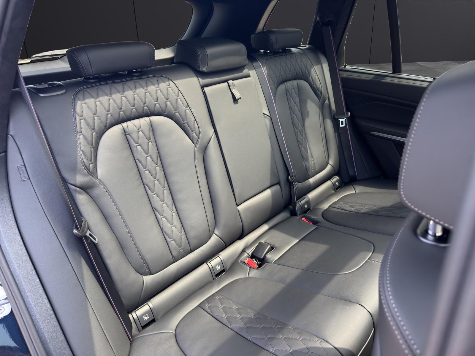 BMW X5 50e xDrive SAG-image-13