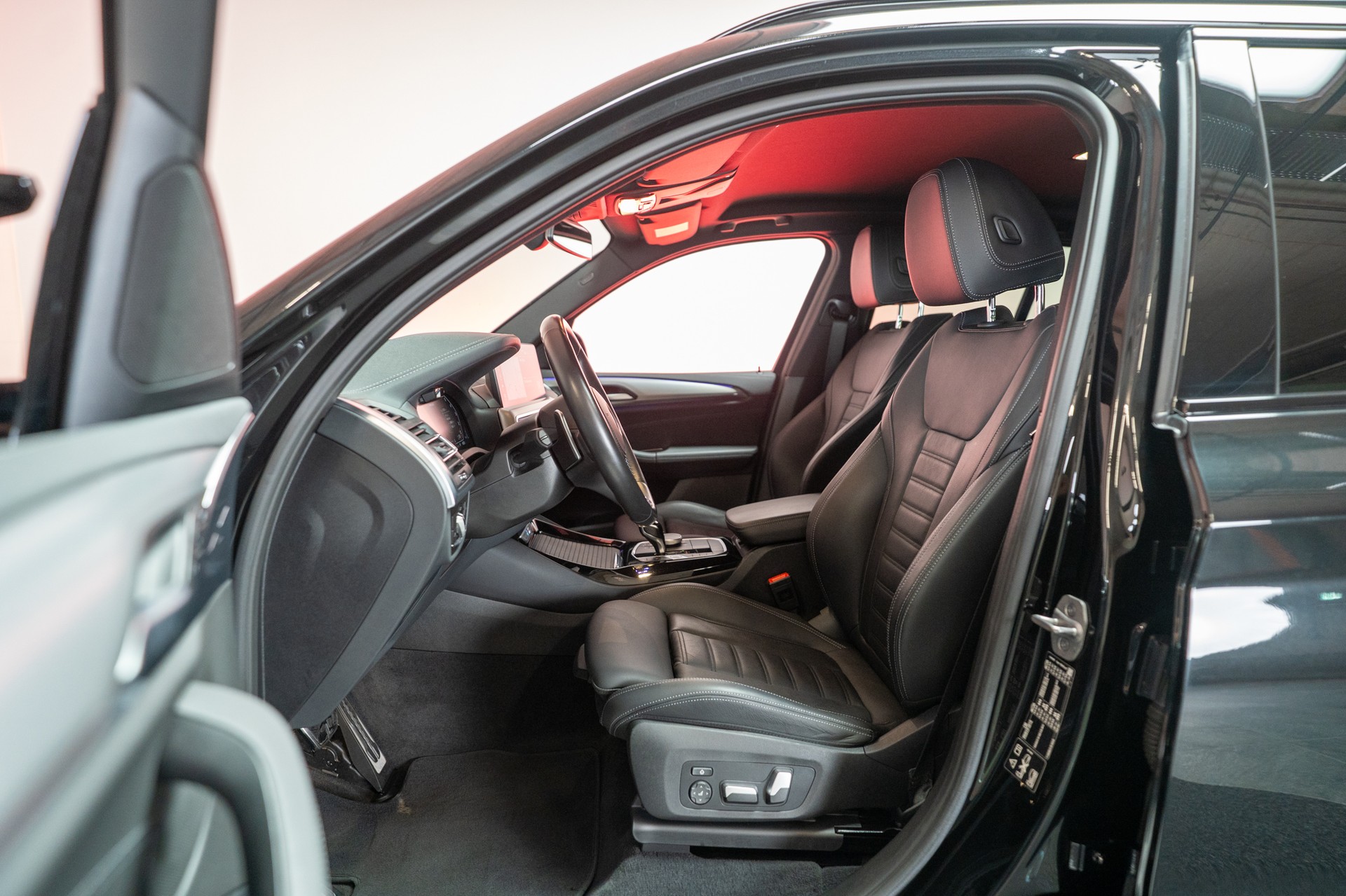 BMW X3 M40i / HeadUp / el.Sitze / 360°Kamera-image-8