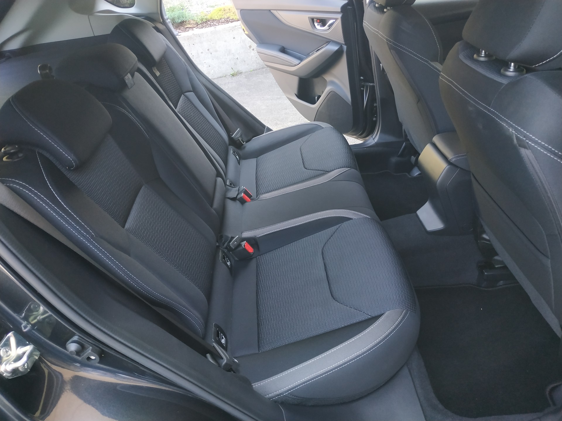 SUBARU Impreza 2.0 Luxury AWD Lineartronic-image-19