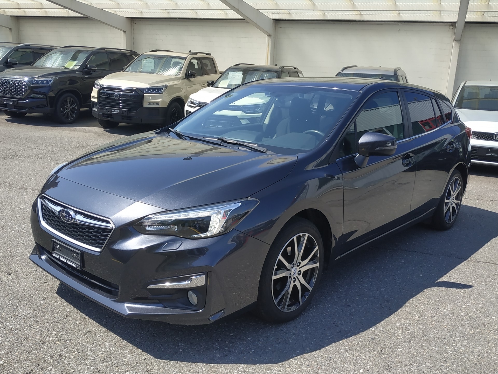 SUBARU Impreza 2.0 Luxury AWD Lineartronic-image-2