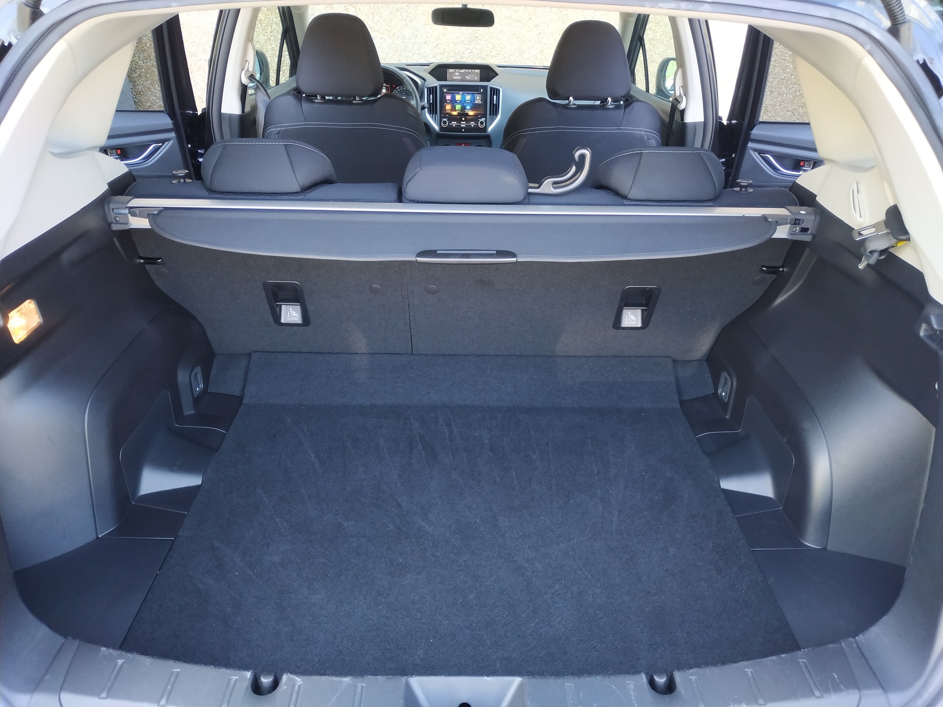 SUBARU Impreza 2.0 Luxury AWD Lineartronic-image-21