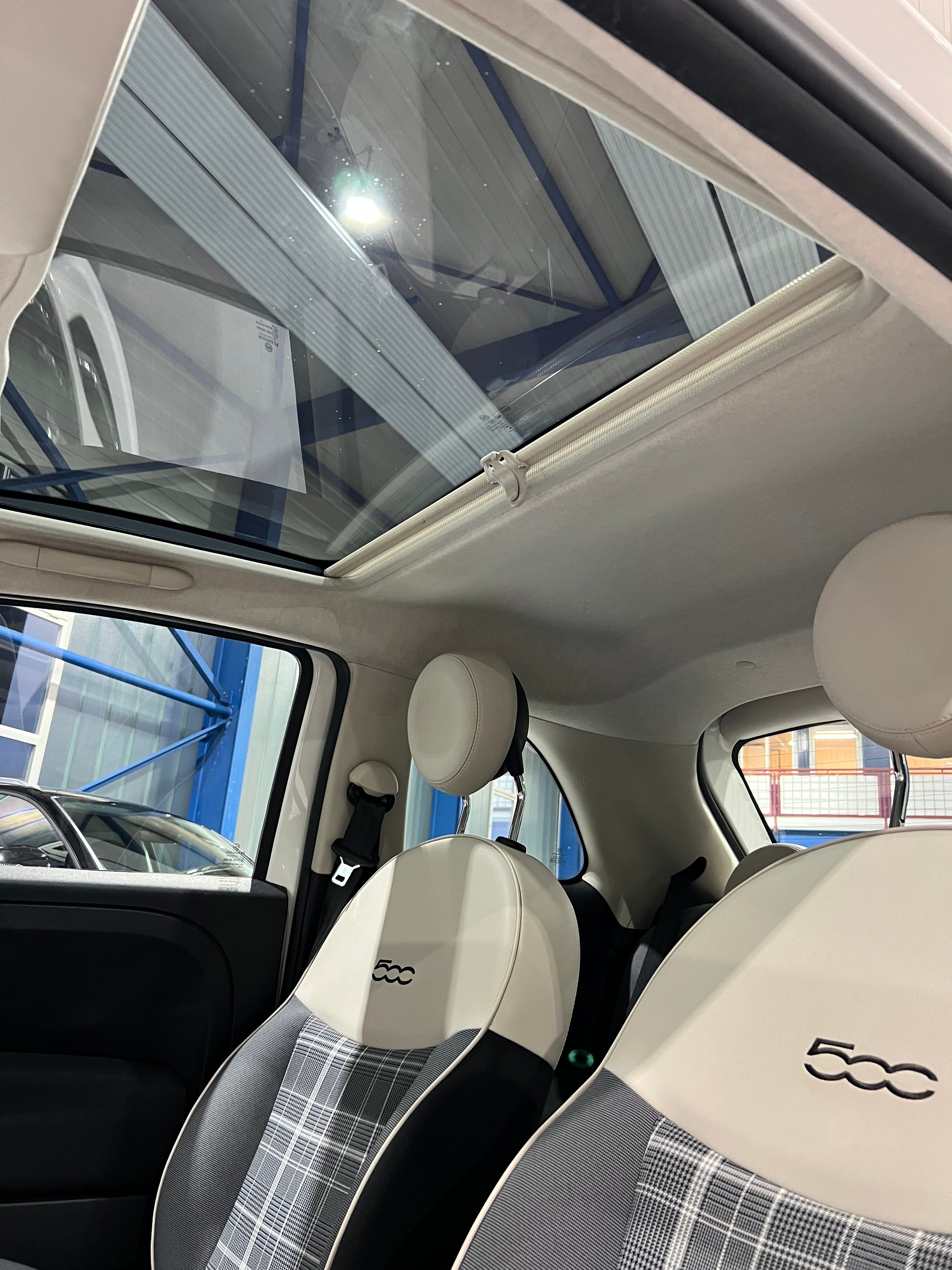 FIAT 500 0.9 Twinair Lounge**Pano,Tempomat,CH Auslieferung,Ab MFK**-image-15